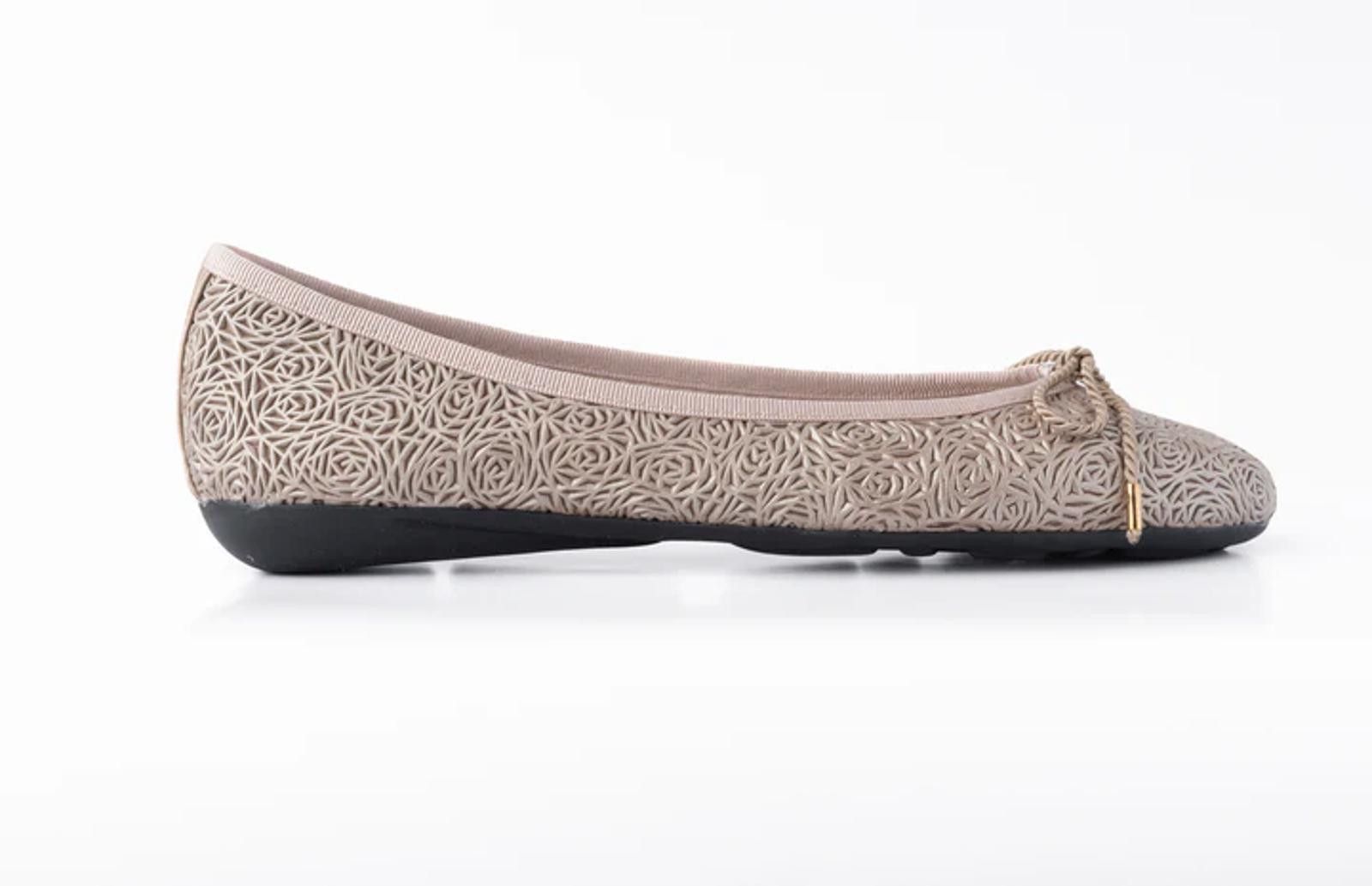 Designer Paul Mayer Attitudes Bingo Nappa Champagne Size 6.5B - NWT Size US 6.5 / IT 36.5 - 3 Thumbnail
