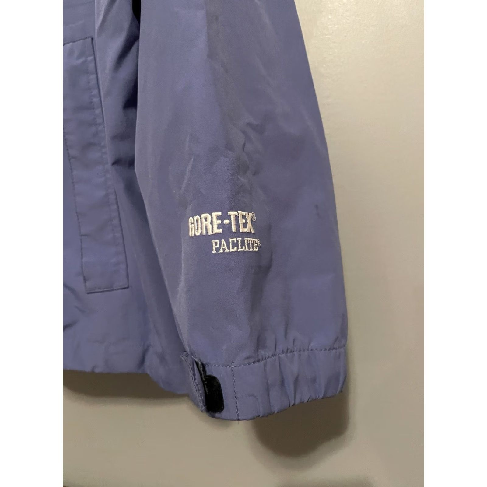 Bass Pro Shops Bass Pro Shop Gore Tex Paclite Windbreaker Hooded Jacket Blue Size Large Mens Jacket Size US L / EU 52-54 / 3 - 3 Thumbnail