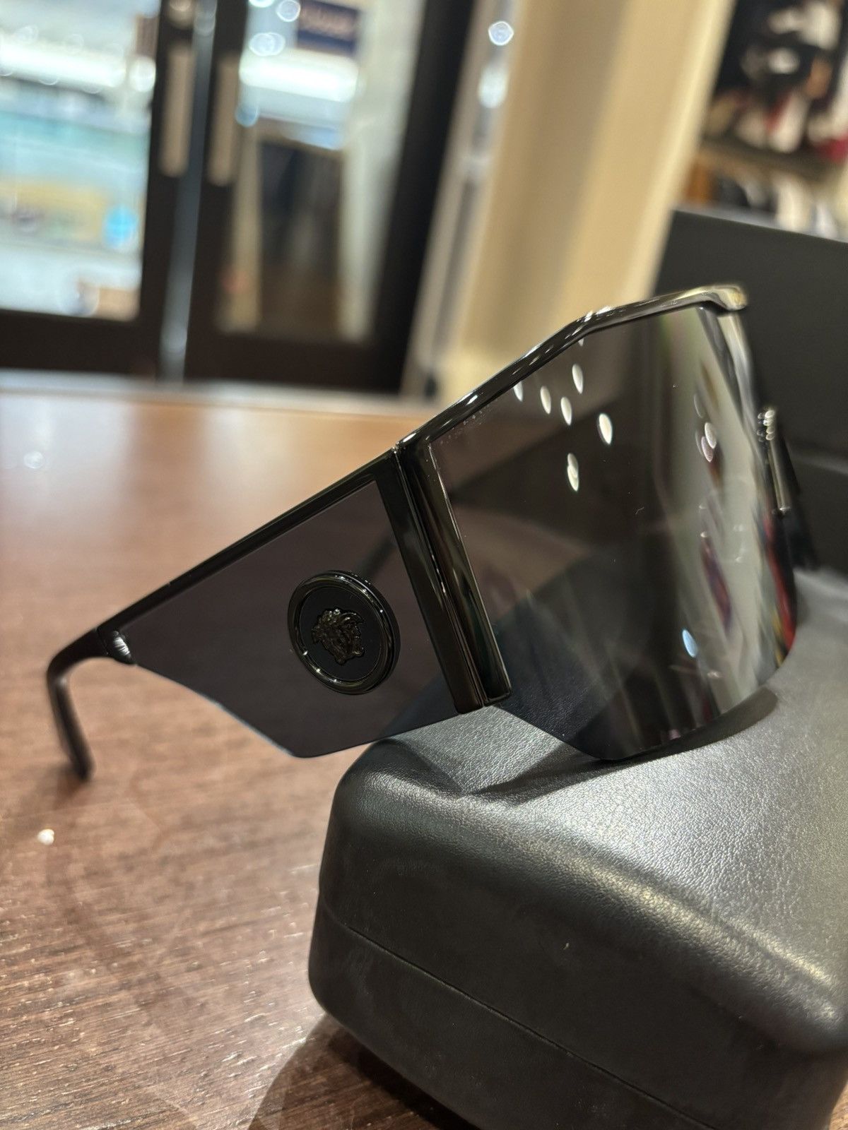 Versace Versace Black Visor Sunglasses Size ONE SIZE - 2 Thumbnail