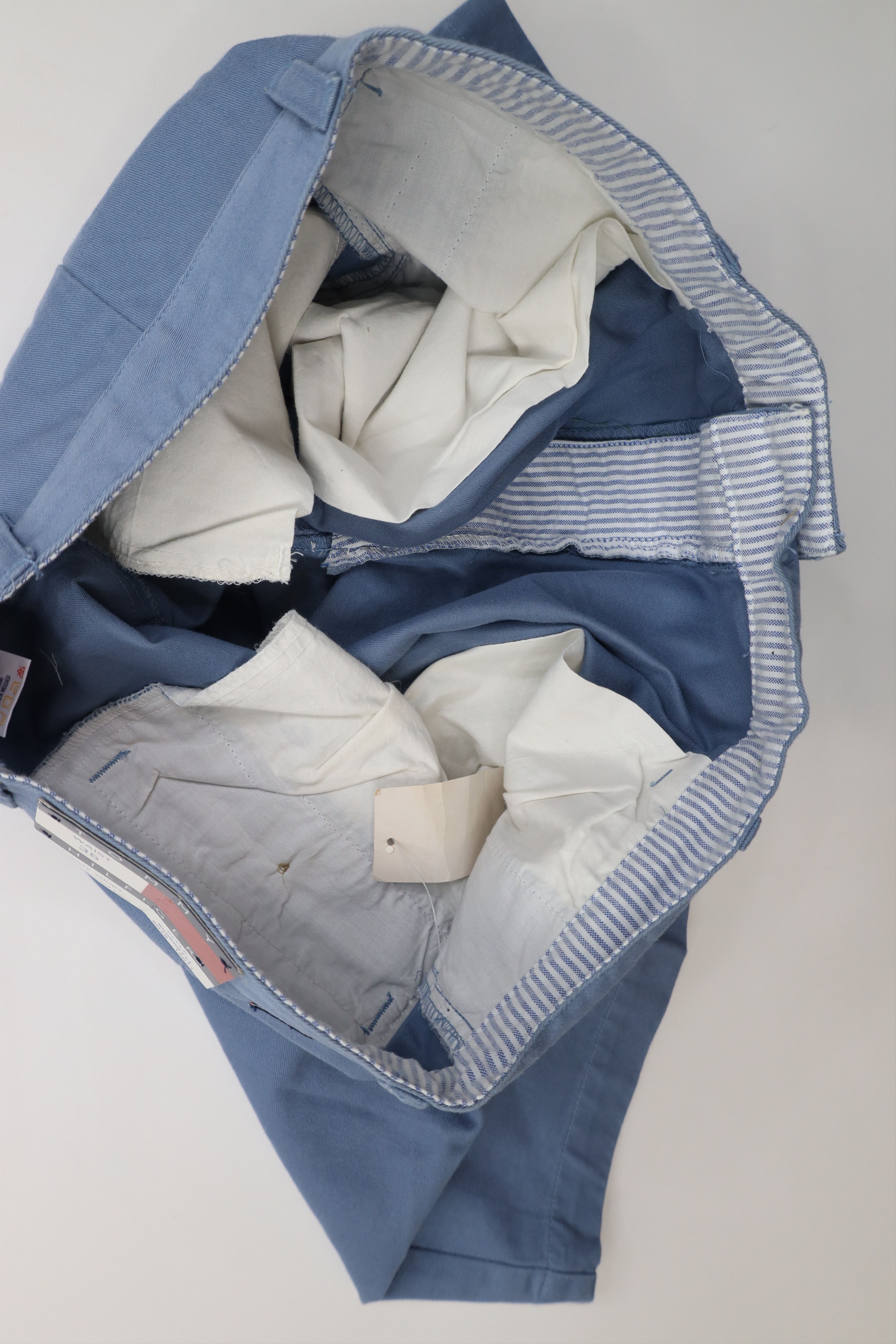 Tommy Hilfiger Deadstock Vintage 90s Tommy Hilfiger Chino Golf Shorts Blue Size US 35 - 8 Thumbnail