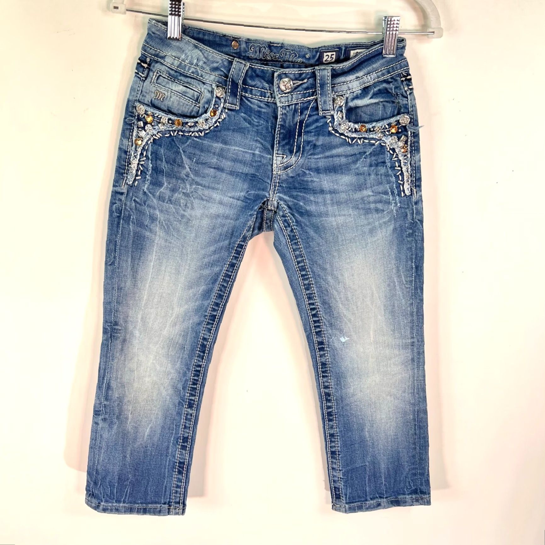 Miss Me Miss Me Jeans Women’s Cropped Denim 25 Regular Blue 28x21 Embroidered Rhinestone Studded 90s Rock Logo Mens? Size 42" / US 20 - 2 Thumbnail