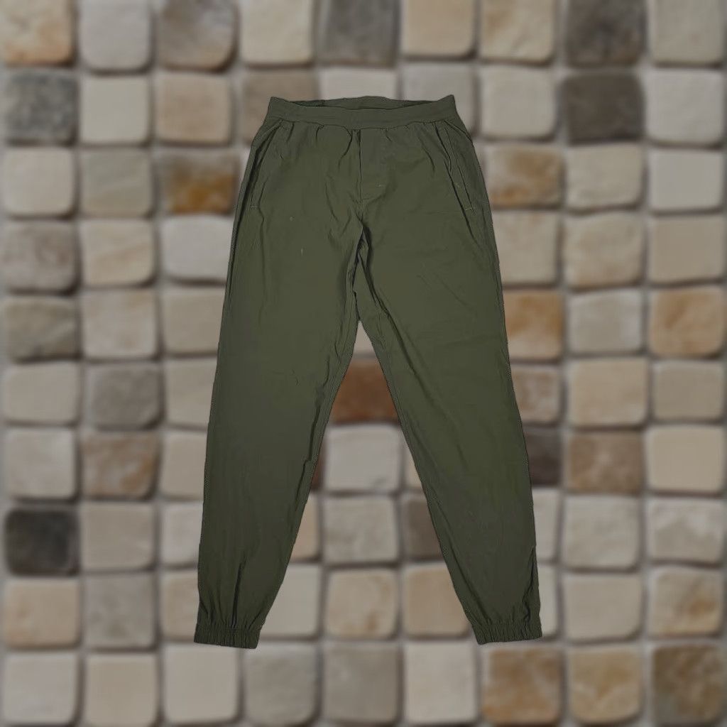 Lululemon Lululemon Surge Joggers Mens M Green Running Jogger Pants Athletic Cross Training Gym & Training Surges Size US 31 - 1 Thumbnail