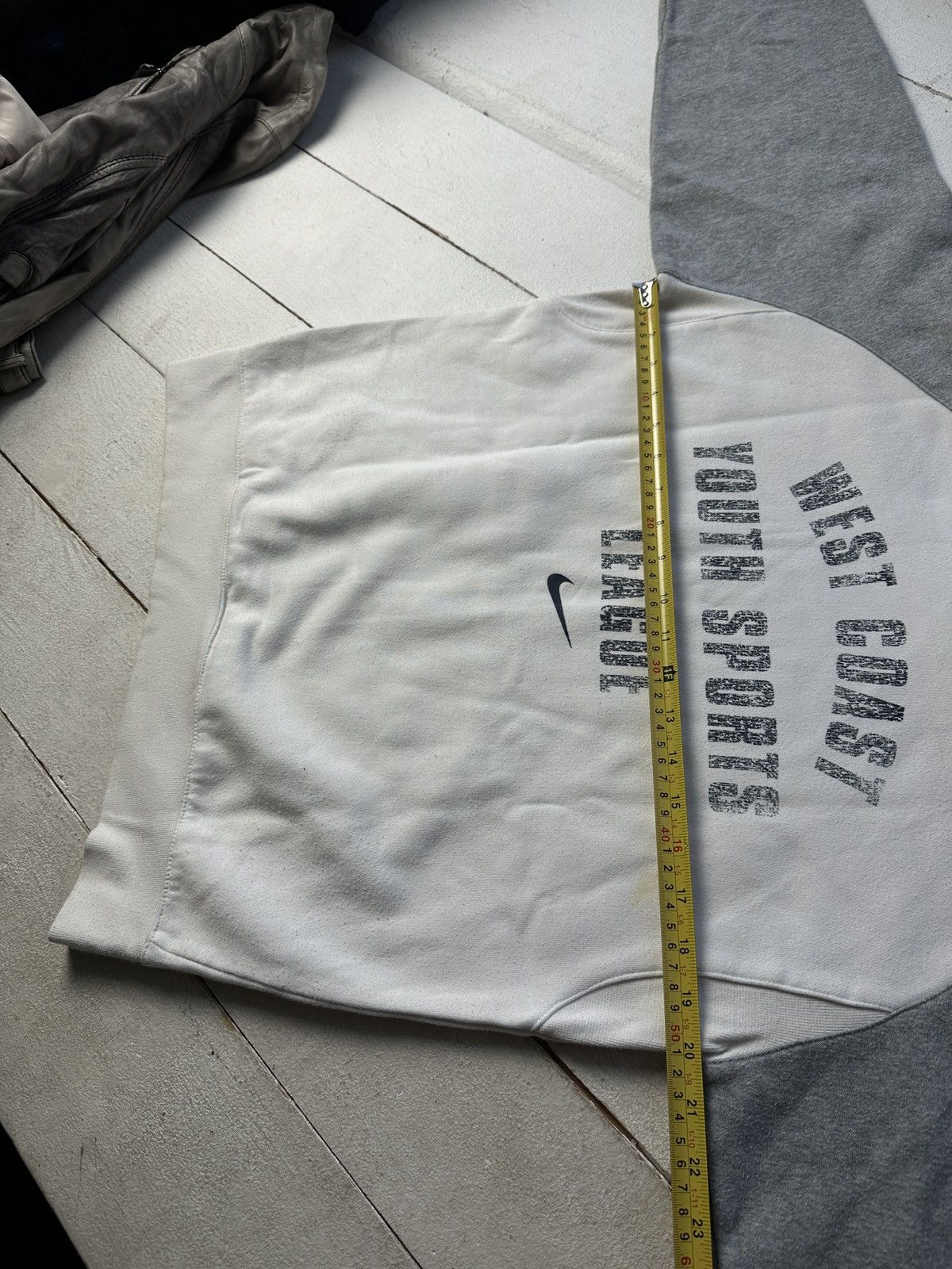 Nike 🚨Nike Y2K White BOXY Hoodie RARE Vintage Skategang Drill Size US S / EU 44-46 / 1 - 17 Thumbnail