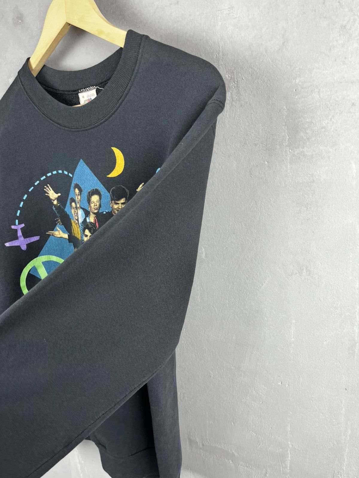 Band Tees Vintage New Kids on the Block Crewneck Sweatshirt Size US M / EU 48-50 / 2 - 10 Thumbnail