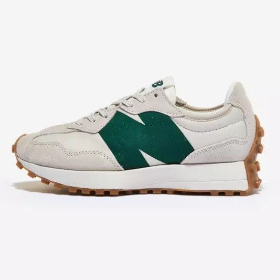 image of New Balance 327 Shoes 'beige/green', Women's (Size 8.5)
