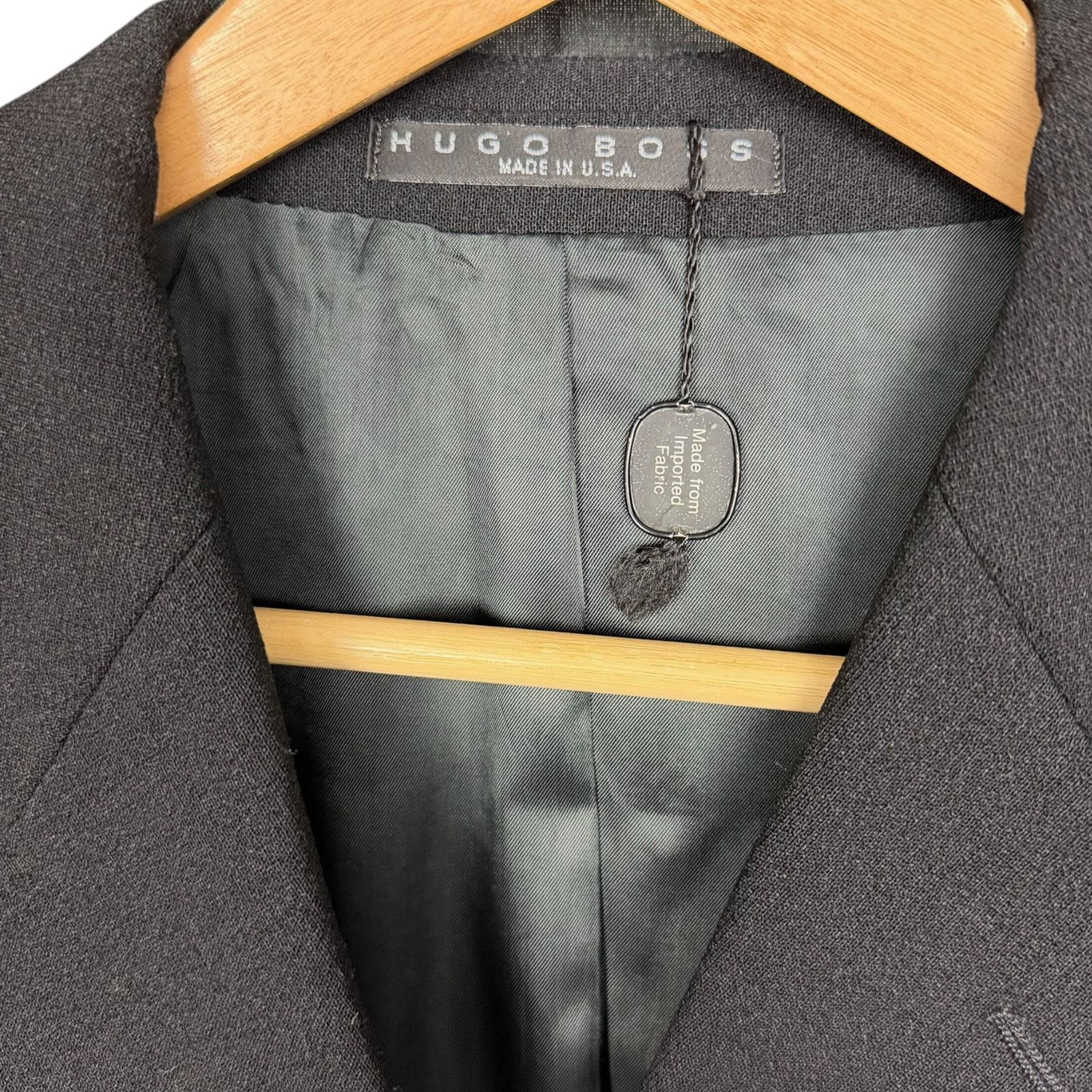 Hugo Boss Vintage 90s Hugo Boss Men's 42R Black 4 Button Wool Blazer Size 42R - 5 Thumbnail