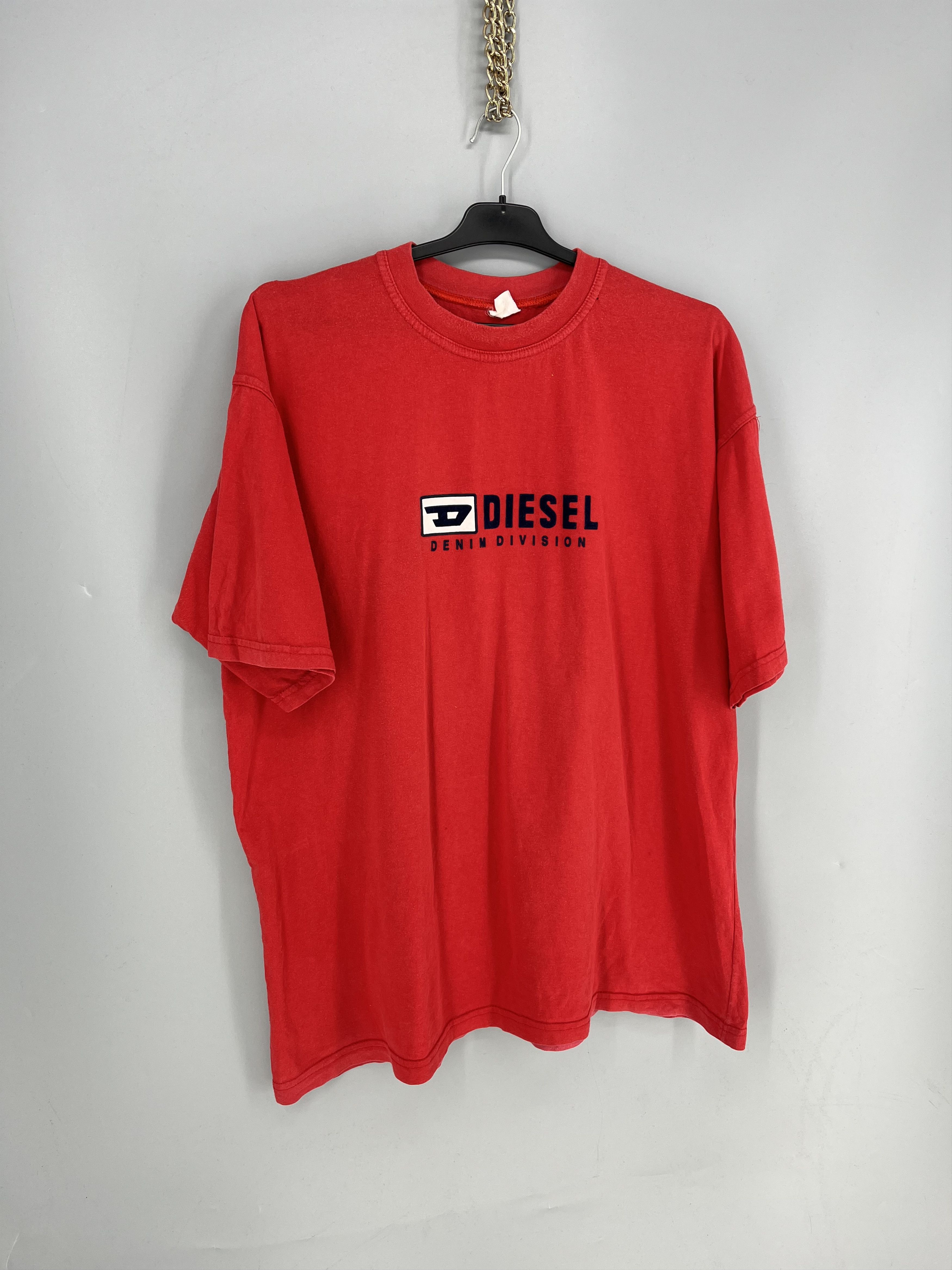 Diesel Vintage 90’s Japan Big Logo Faded Y2K Red T-Shirt Size US M / EU 48-50 / 2 - 2 Thumbnail
