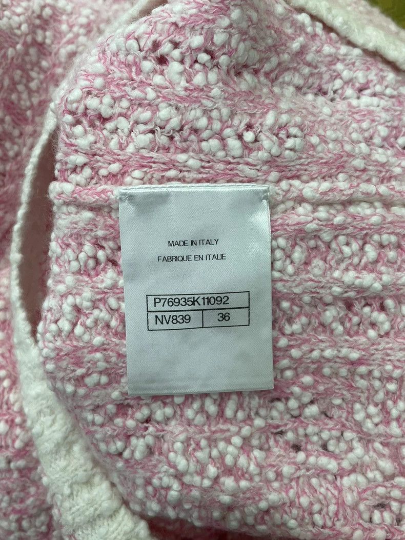 Chanel 24P pink and white color-blocked knitted sweater