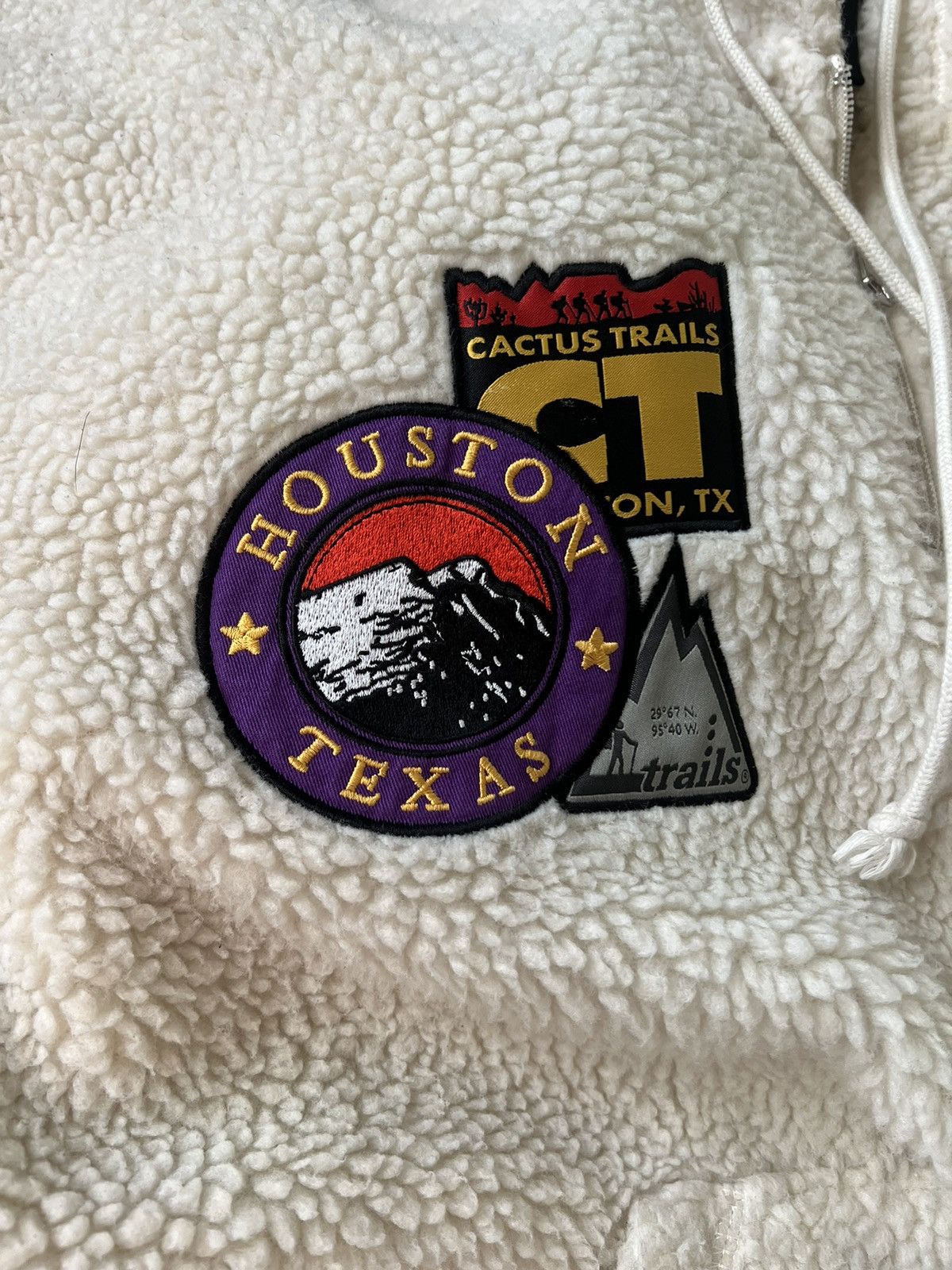Tシャツ・カットソー Travis Scott Cactus Trails Half-Zip Sherpa Hoodie Travis-Scott-Cactus-Trails-
