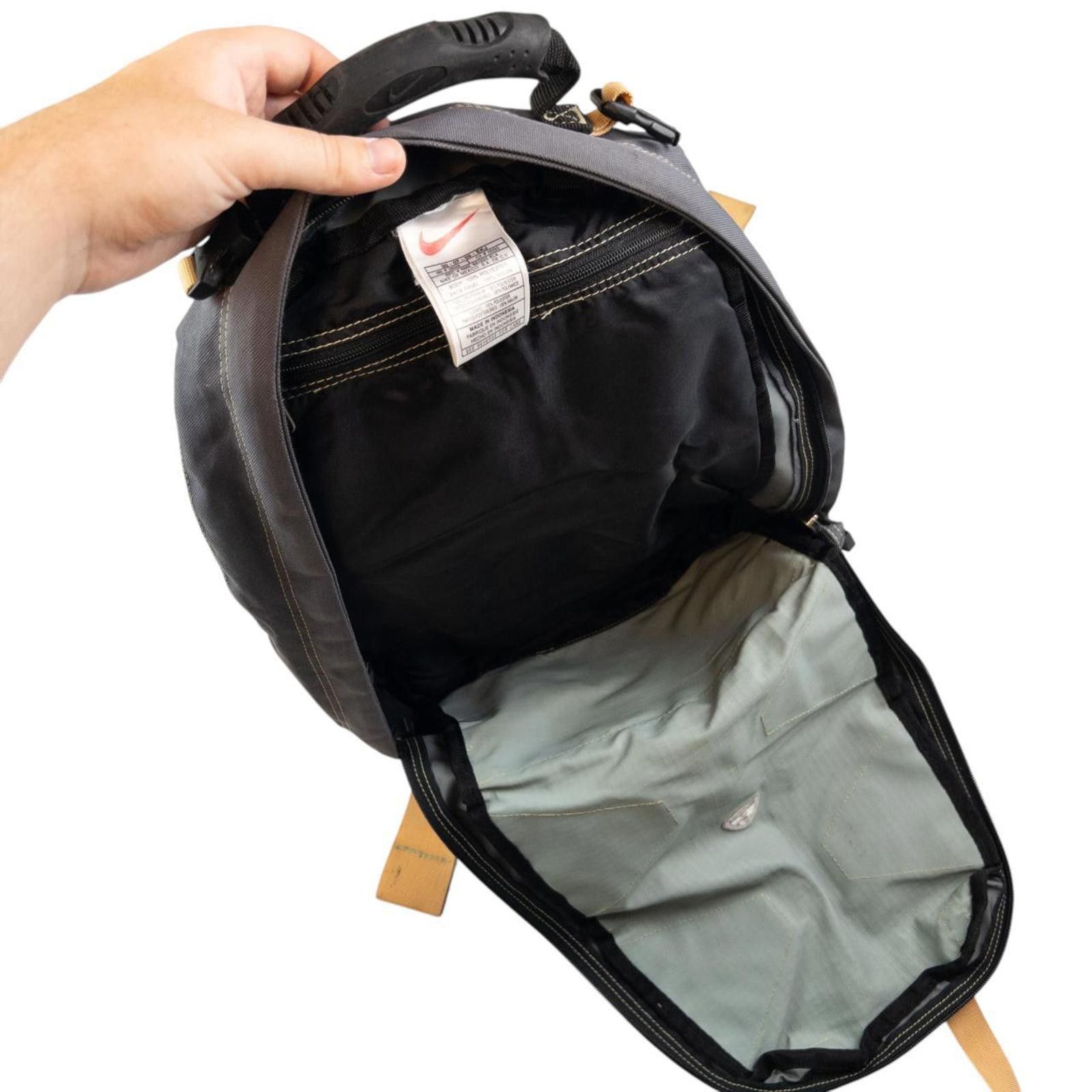 Nike Vintage Nike ACG Buckle Backpack Size ONE SIZE - 5 Thumbnail