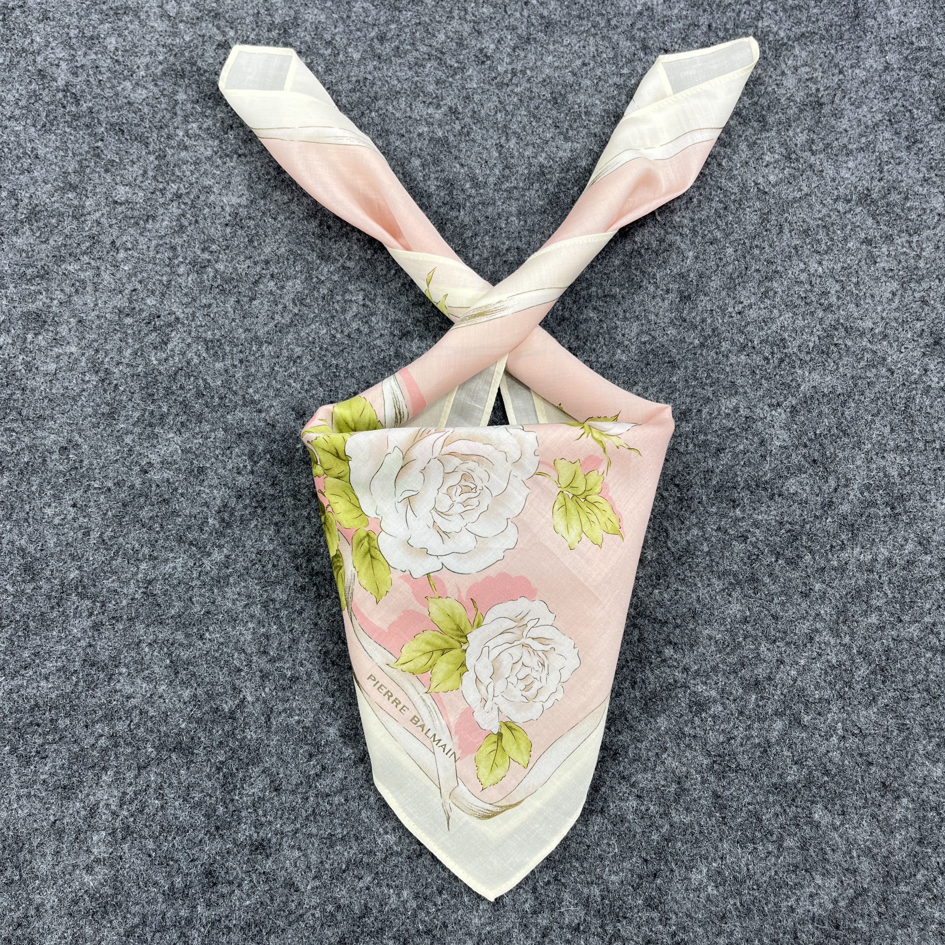 Pierre Balmain Pierre Balmain Handkerchief / Bandana / Neckerchief B1045 Size ONE SIZE - 1 Thumbnail