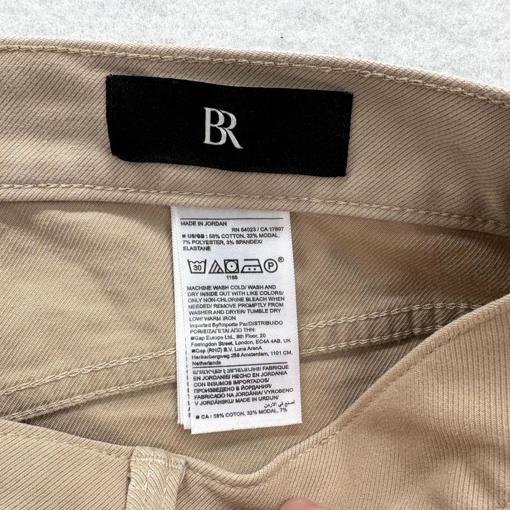 Banana Republic Banana Republic Traveler Pants Mens 33x32 Beige Slim Fit Stretch Khaki 5-Pocket Size US 33 - 4 Thumbnail