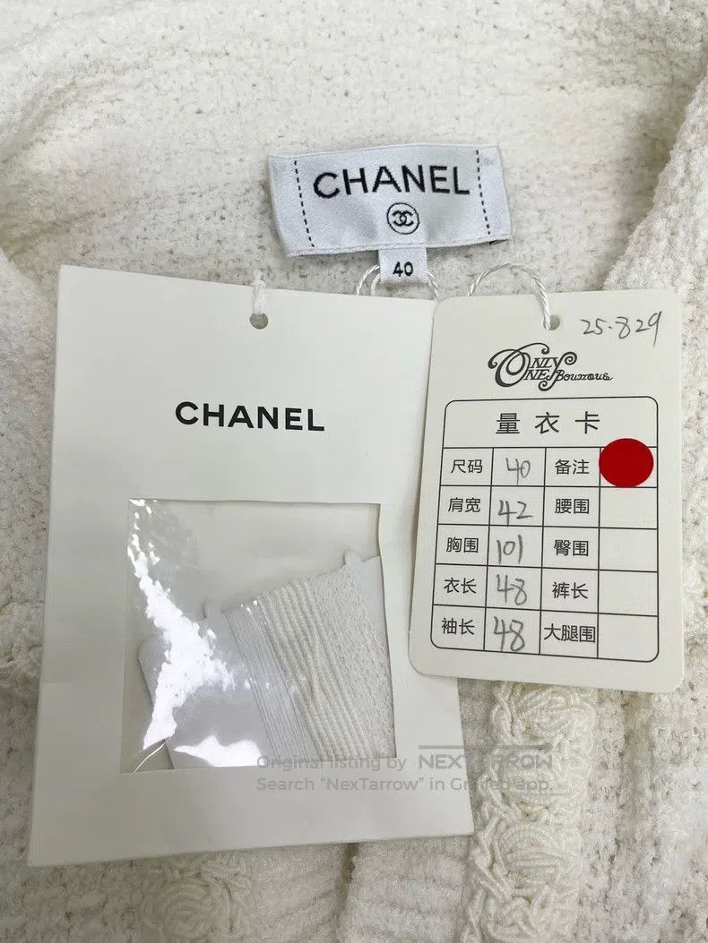 Chanel Chanel 25P popular white doll collar pearl diamond button Size S / US 4 / IT 40 - 4 Thumbnail