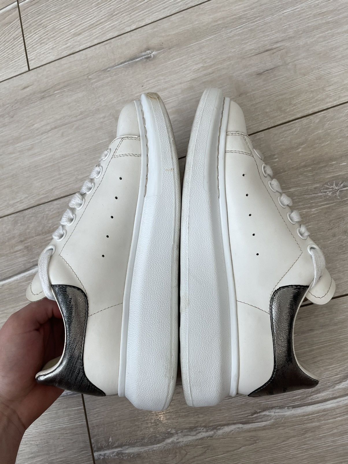 Alexander McQueen Alexander McQueen's Oversized leather sneakers Size US 9 / IT 39 - 4 Thumbnail