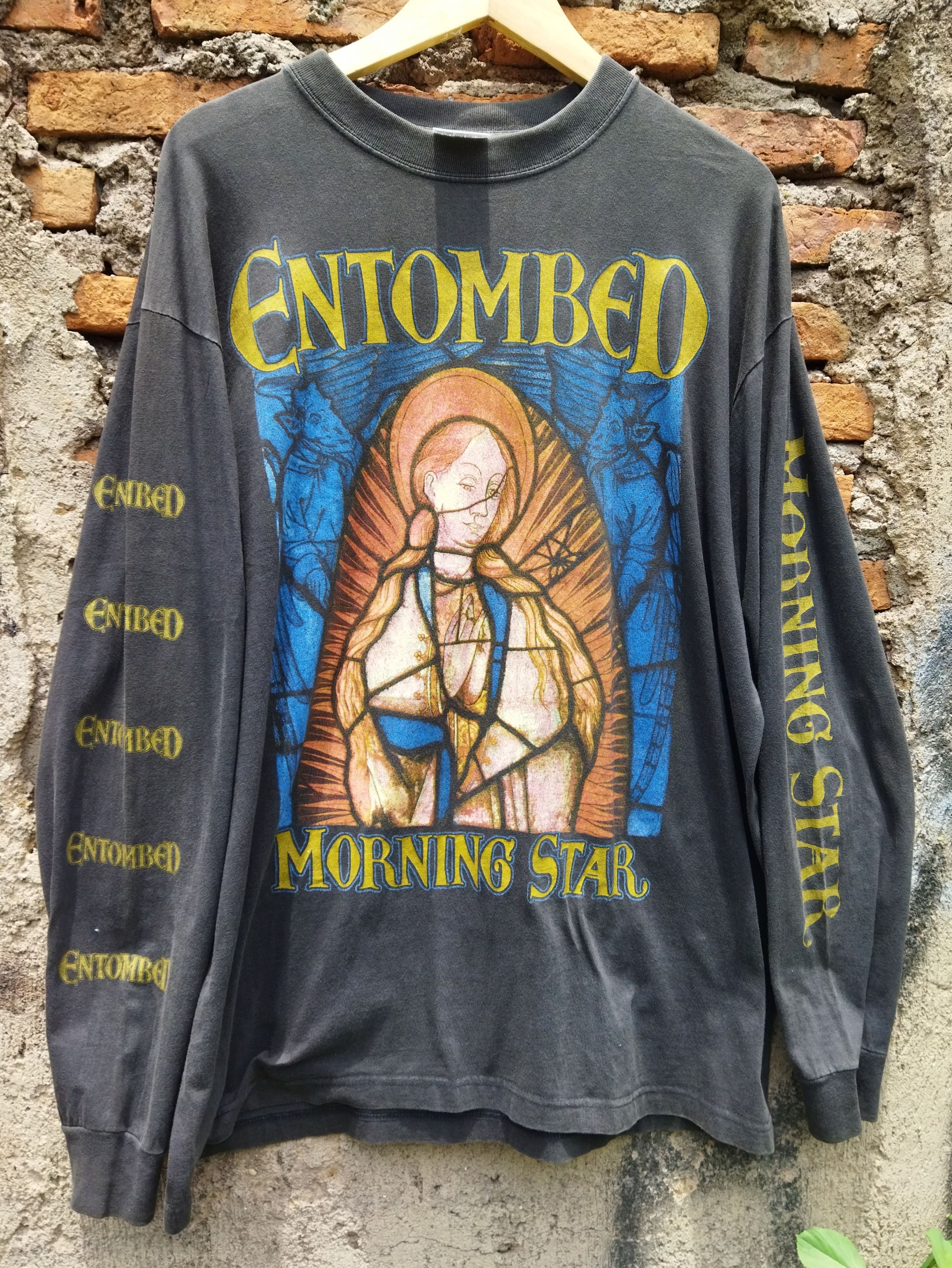 Band Tees Vintage ENTOMBED morning star Size US XL / EU 56 / 4 - 1 Thumbnail