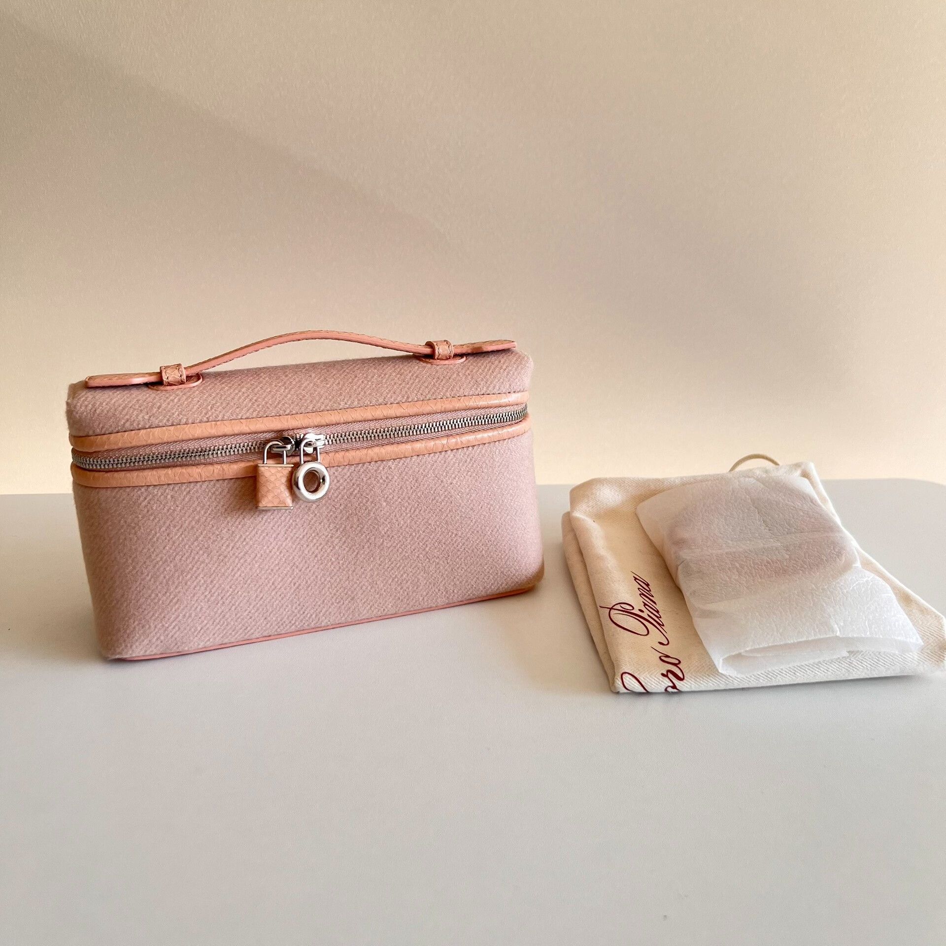 Loro Piana Pre-loved Bag Brand new condition Size ONE SIZE - 1 Thumbnail