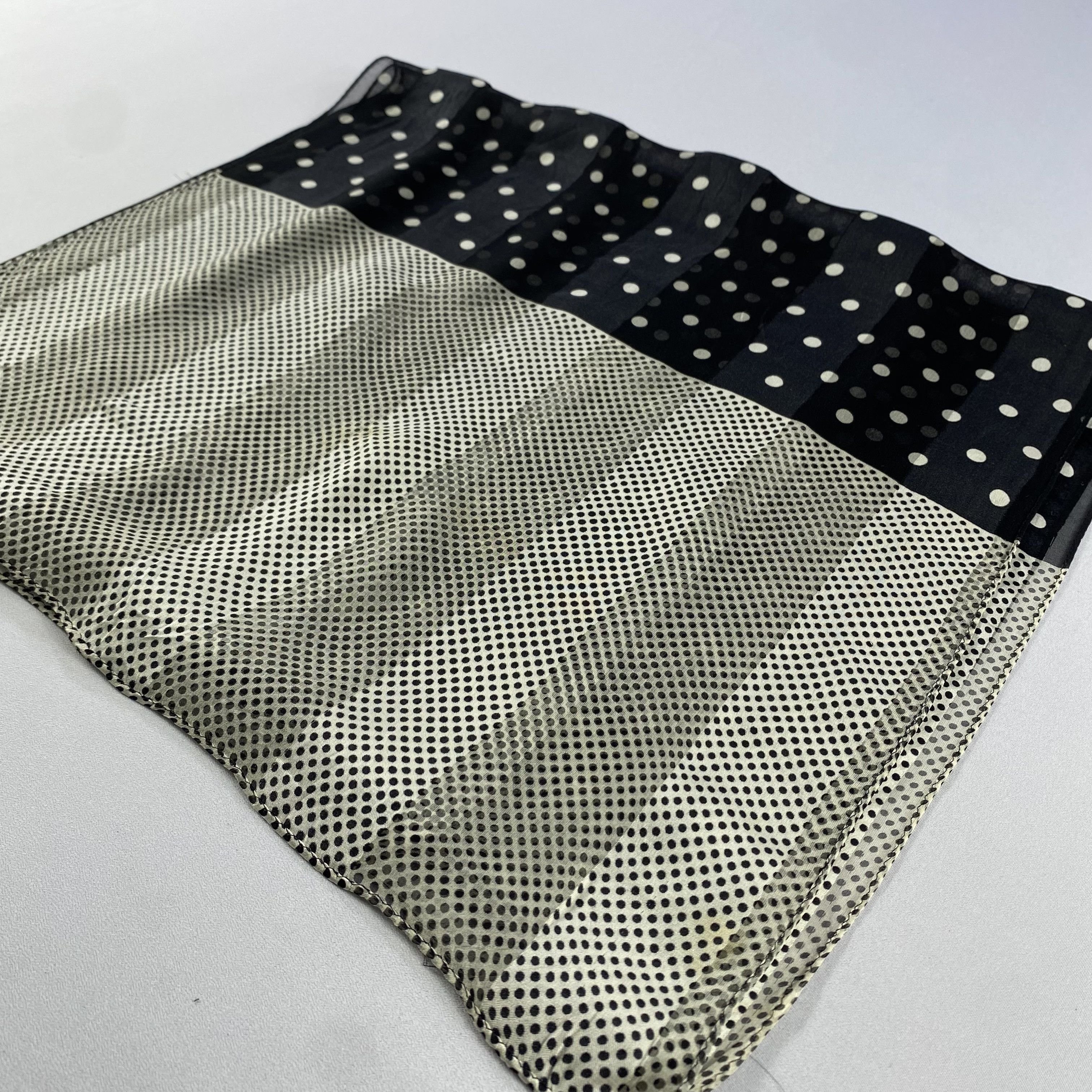 Japanese Brand × Vintage Vintage Japanese Brand Silk Scarf SS053 Size ONE SIZE - 3 Thumbnail