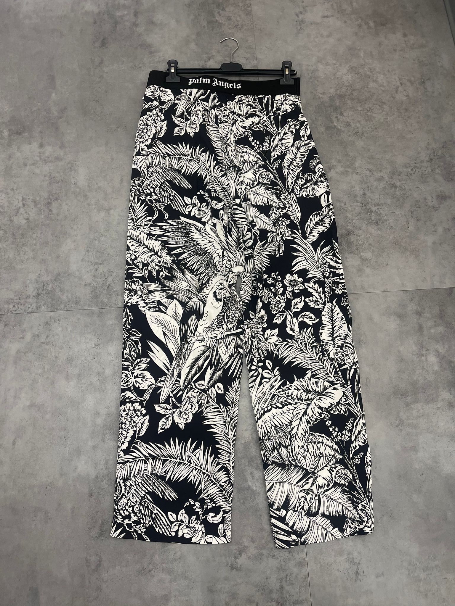Palm Angels o1c11t2y0823 Jungla Parrots Pajama Pants in Black & White Size US 32 / EU 48 - 12 Thumbnail