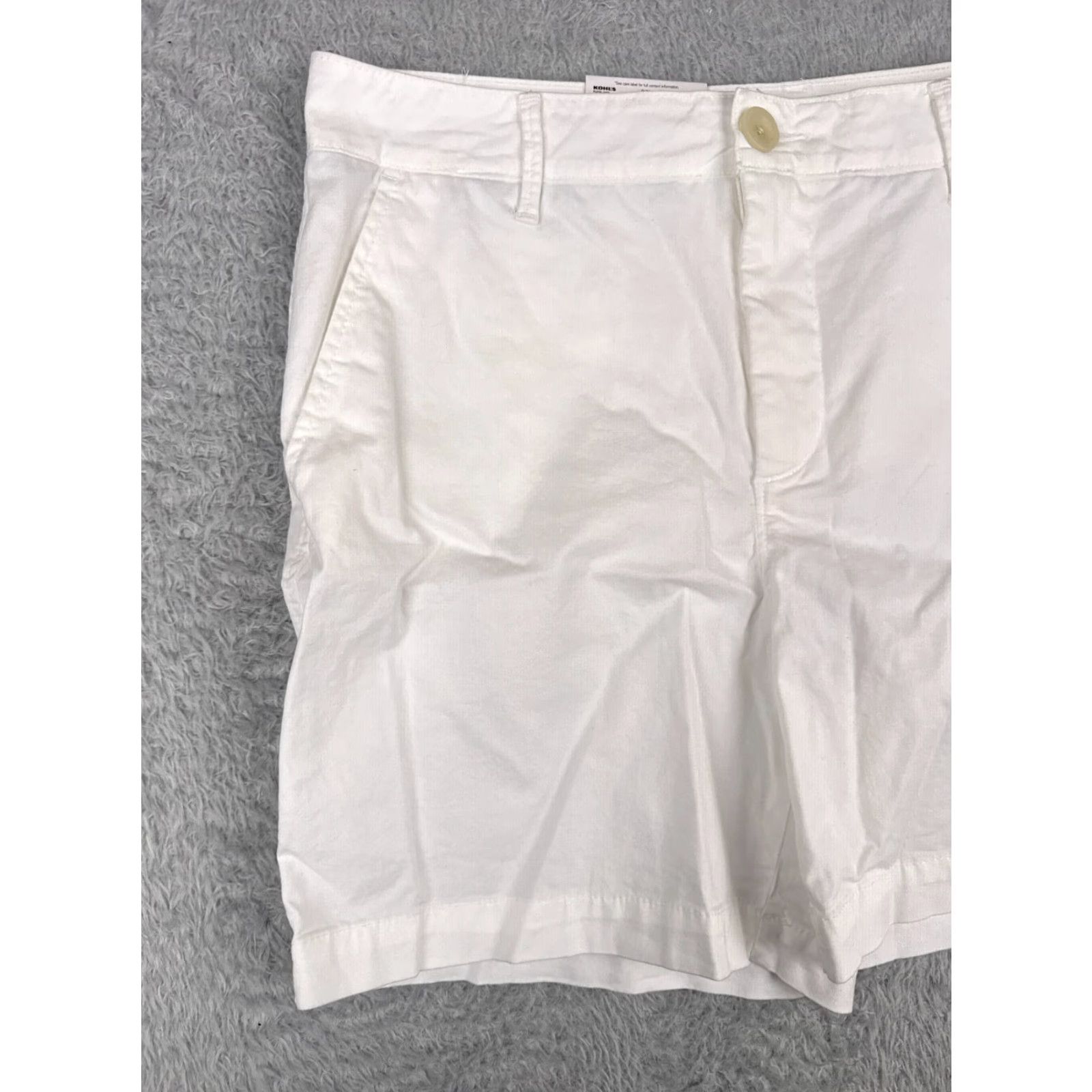 Croft & Barrow Croft Barrow Shorts Womens 8 White Flat Front Chino Cotton Blend Casual 32x5.5 Size 30" / US 8 / IT 44 - 2 Thumbnail
