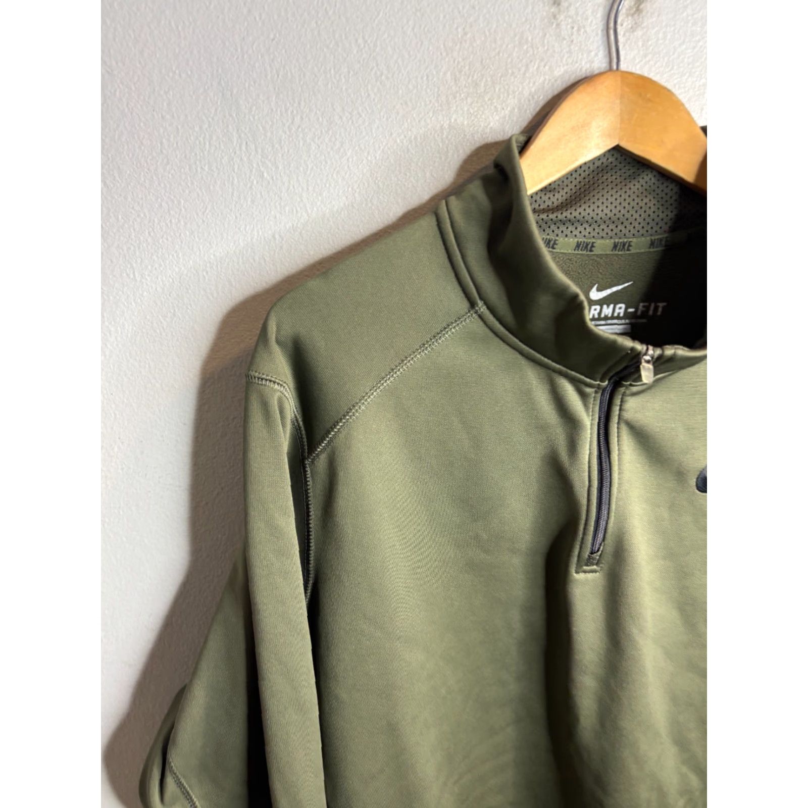 Nike Nike Sweatshirt Mens XL Green 1/4 Zip Fleece Lined Therma Fit Size US XL / EU 56 / 4 - 2 Thumbnail