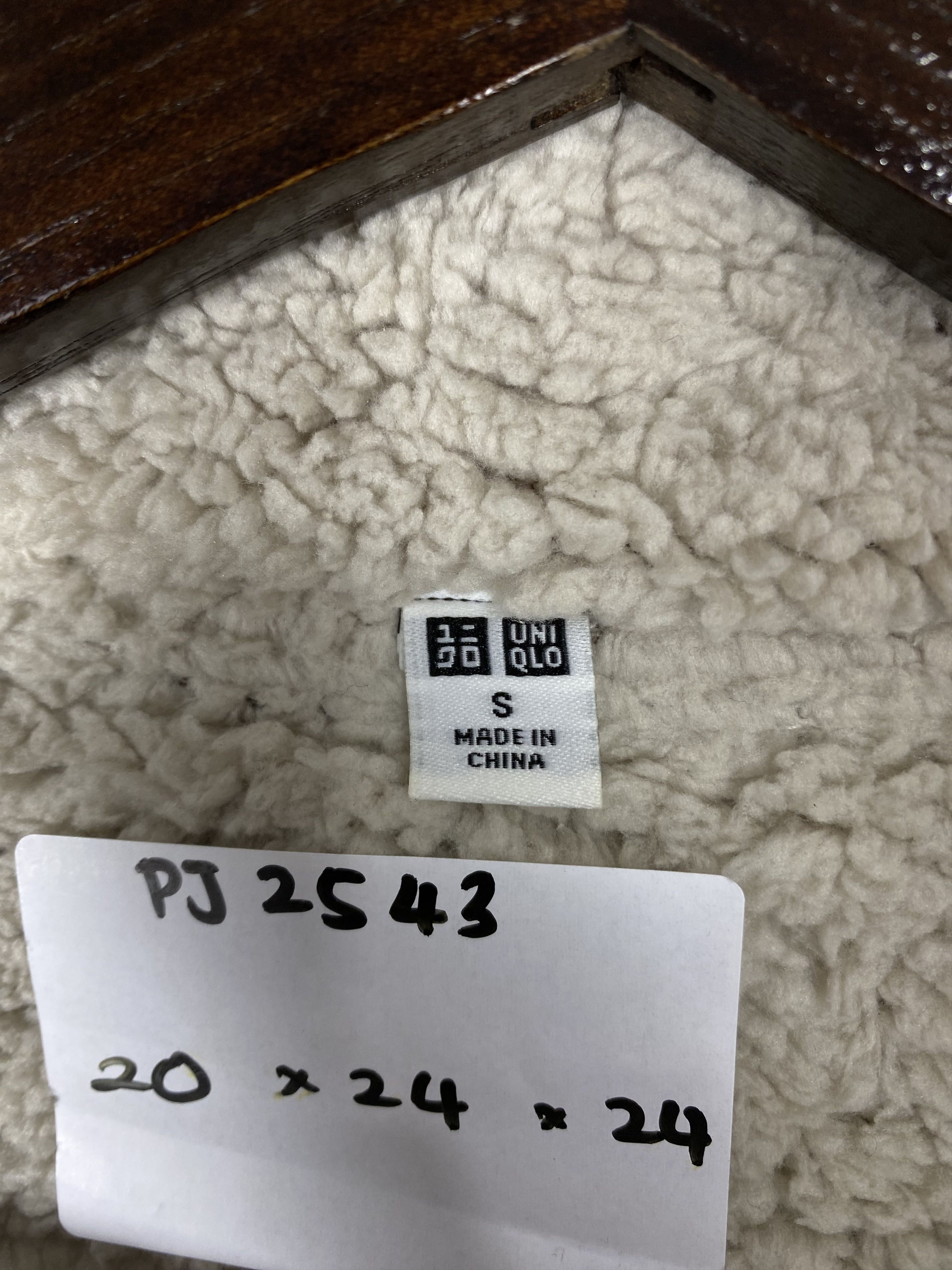 Vintage Uniqlo Sherpa Lining Jacket PJ02543