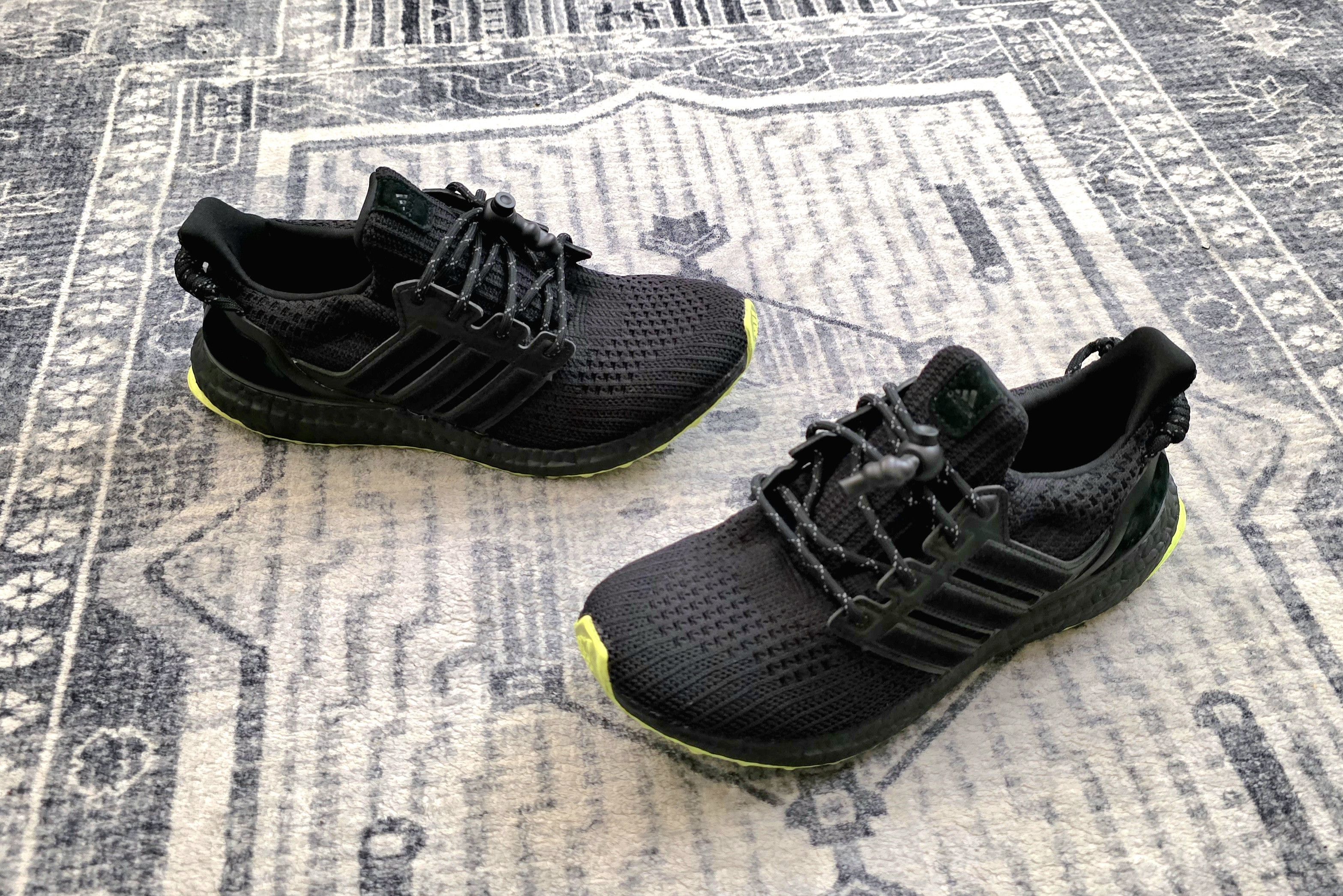 Adidas × Ivy Park Adidas Beyonce Ivy Park x Ultra Boost OG GX0200 sne Size US 8 / EU 41 - 1 Thumbnail