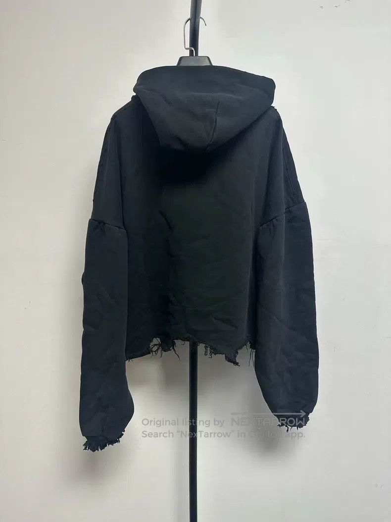 Balenciaga Balenciaga Printed Hooded Long Sleeve Sweatshirt Size US M / EU 48-50 / 2 - 2 Thumbnail