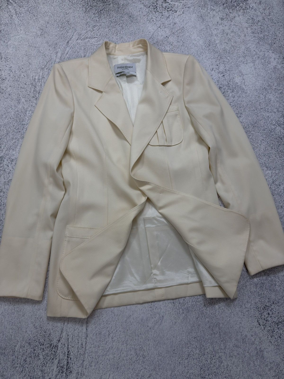 Yves Saint Laurent YVES SAINT LAURENT RIVE GAUCHE BEIGE BLAZER JACKET LANA WOOL Size M / US 6-8 / IT 42-44 - 9 Thumbnail