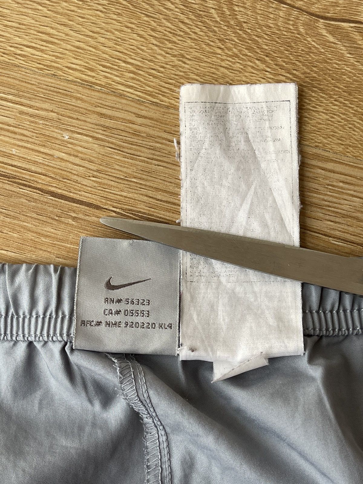 Nike Vintage Nike Swoosh Baggy Track Pants Size M Size US 32 / EU 48 - 13 Thumbnail