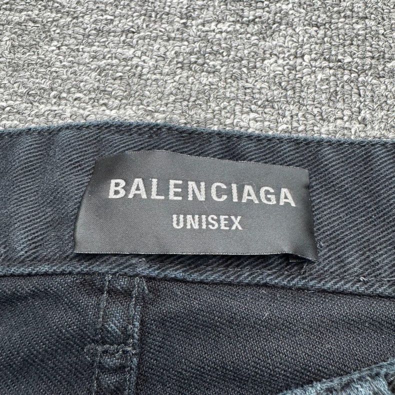 Balenciaga Balenciaga size XS Washed and used wide-leg jeans Size US 26 / EU 42 - 2 Thumbnail