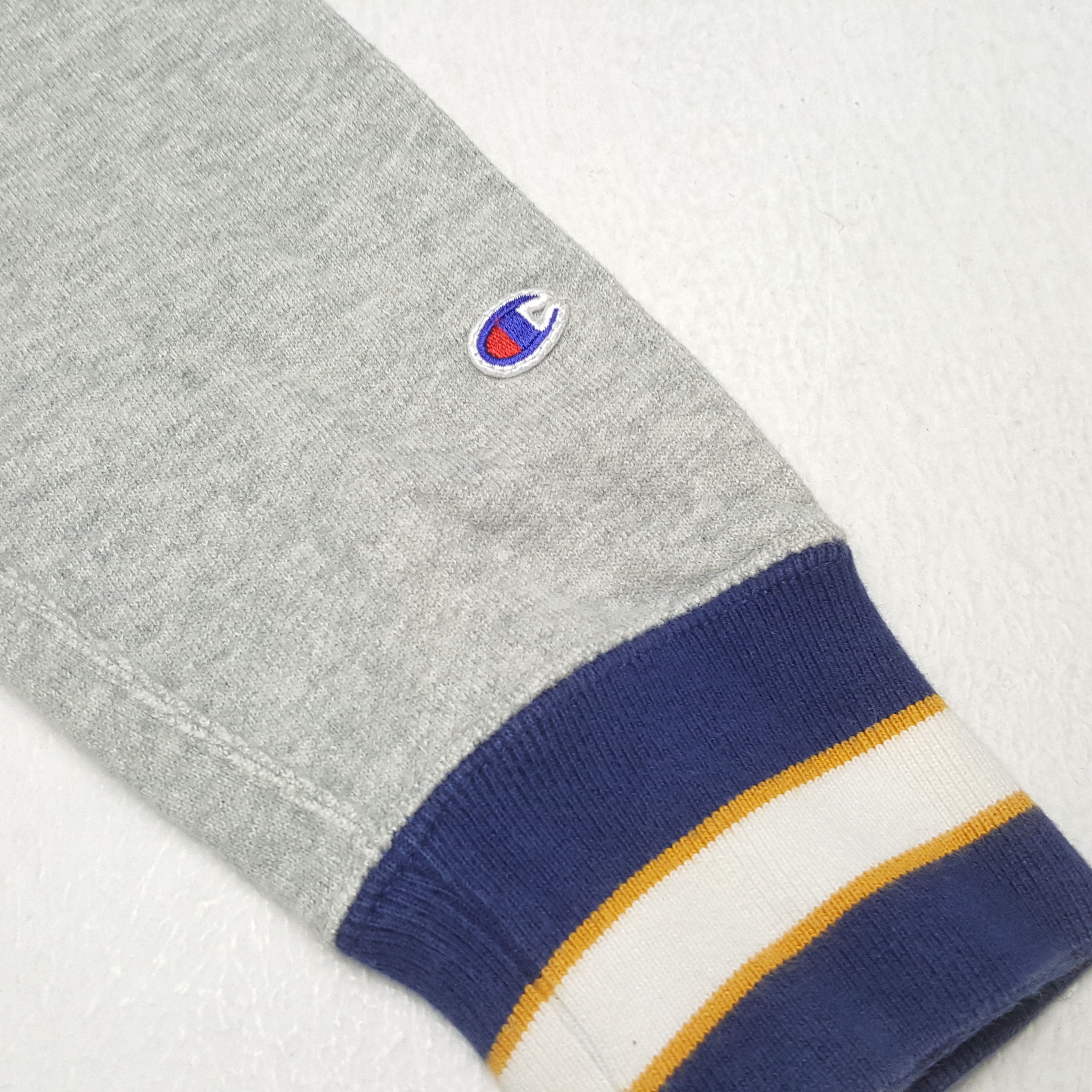 Champion × Japanese Brand × Vintage CHAMPION X XGIRL ATHLETICS Big Logo Design Jacket Hoodies Size US S / EU 44-46 / 1 - 7 Thumbnail