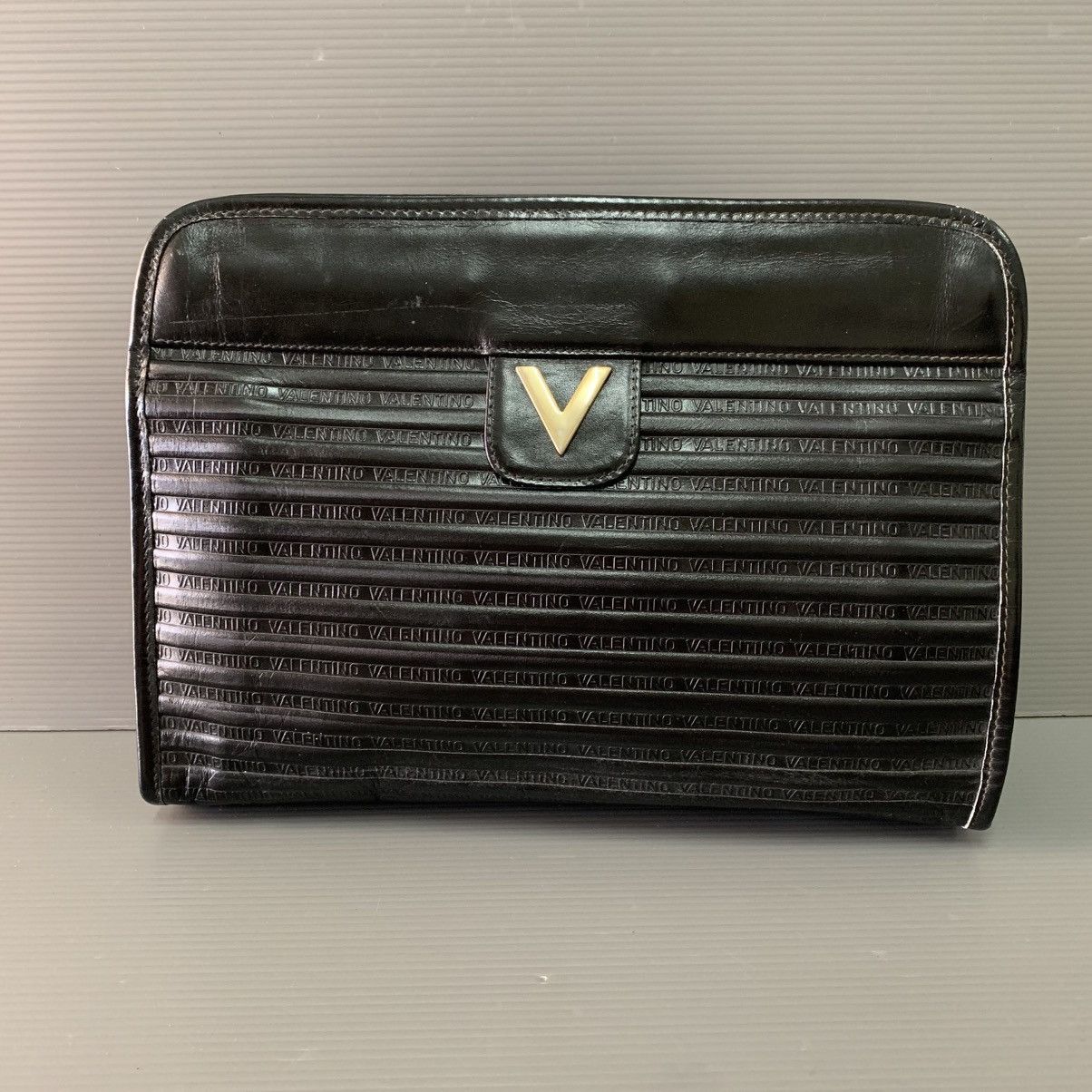Mario Valentino 🔥‼️FAST SALE‼️🔥Authentic Mario Valentino Leather Clutch Bag Size ONE SIZE - 1 Thumbnail