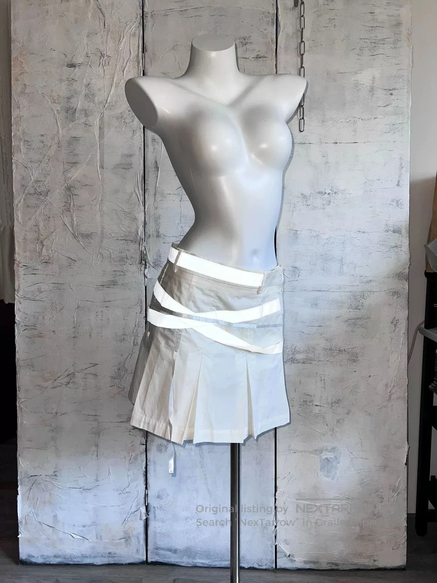 Other PAOLAFRANI White Y2K Pleated Mini Skirt. Size 41" - 1 Thumbnail