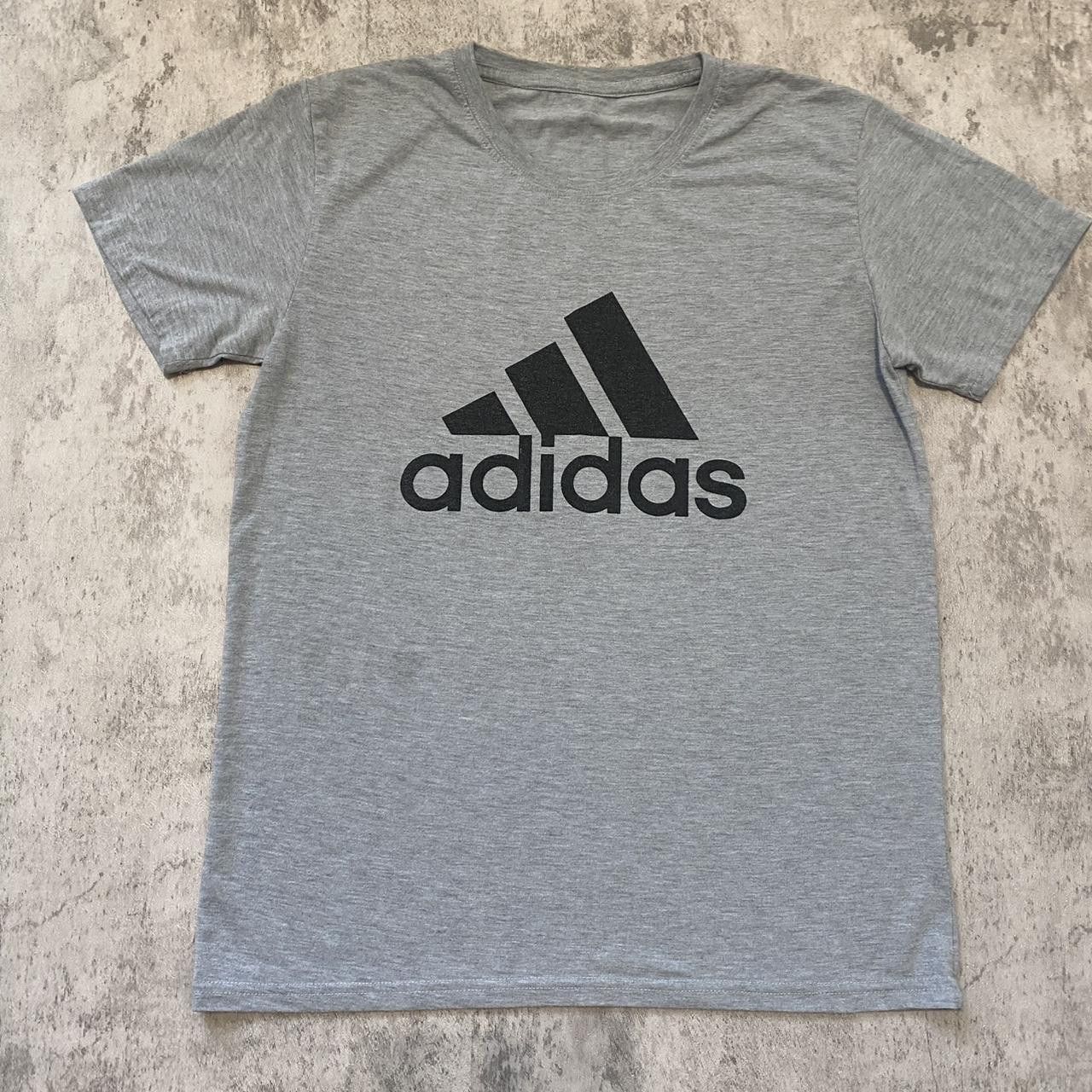 Adidas Grey Adidas T-shirt with small black logo Size US M / EU 48-50 / 2 - 1 Thumbnail