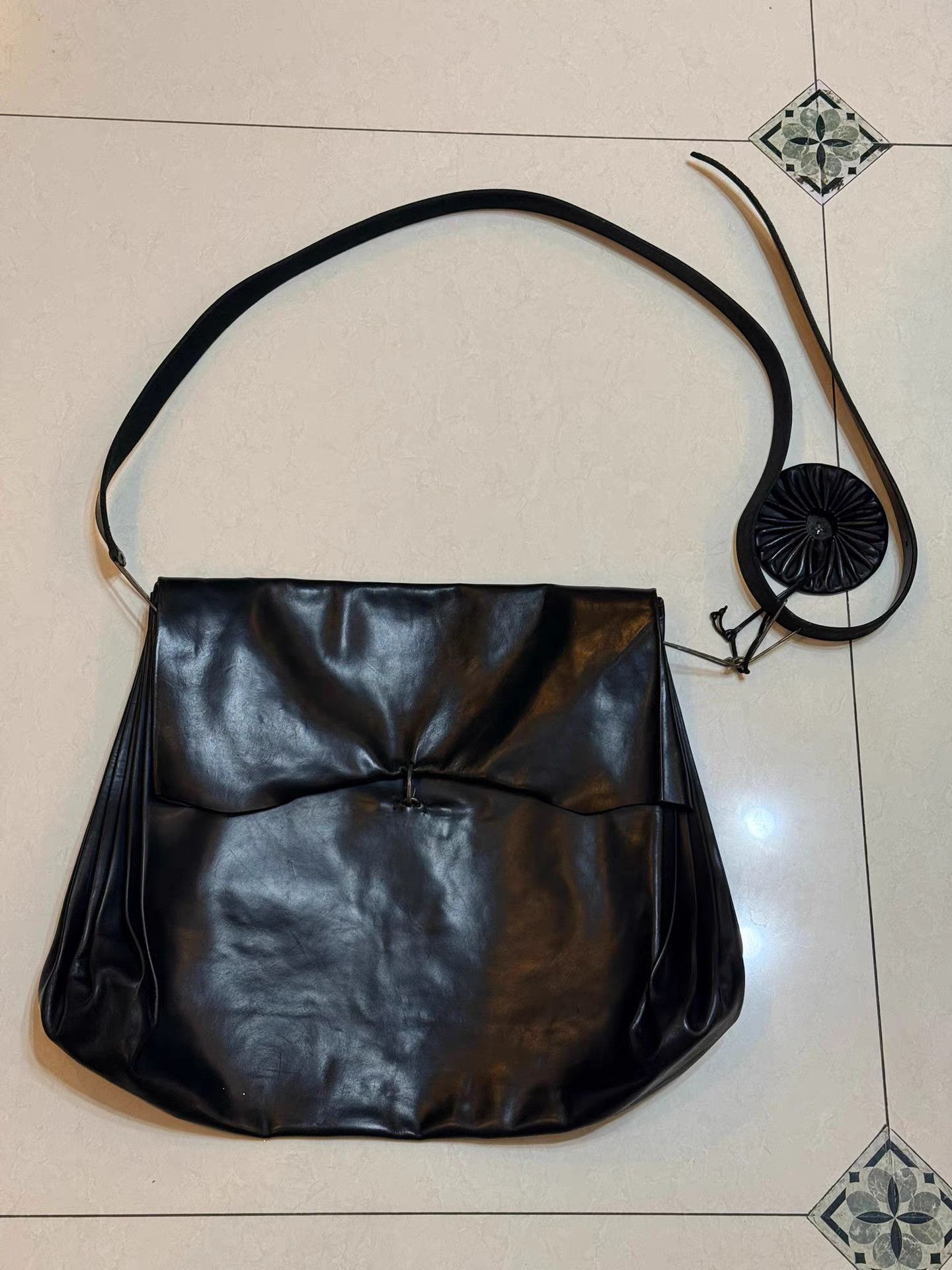 Ma+ Black Leather Shoulder Bag with Adjustable Strap Size ONE SIZE - 1 Thumbnail