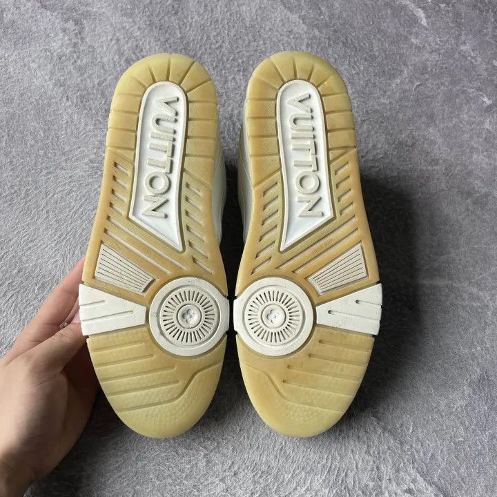 Louis Vuitton Louis Vuitton Trainer Low-Top Fashion Sneakers -2508 Size US 8.5 / EU 41-42 - 4 Thumbnail