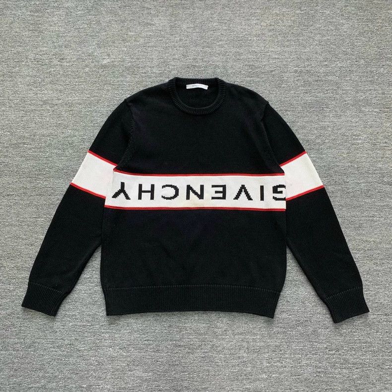 Givenchy Givenchy Black sweater with large logo on chest / Size XL Size US XL / EU 56 / 4 - 1 Thumbnail