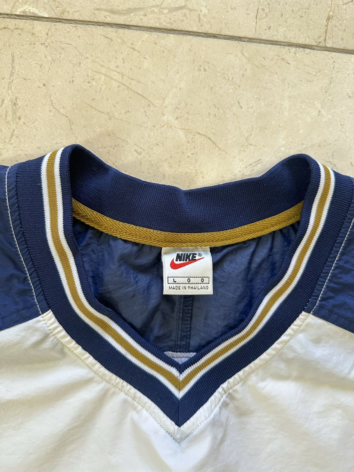 Nike × Vintage V-Neck Pullover Windbreaker Size US L / EU 52-54 / 3 - 3 Thumbnail