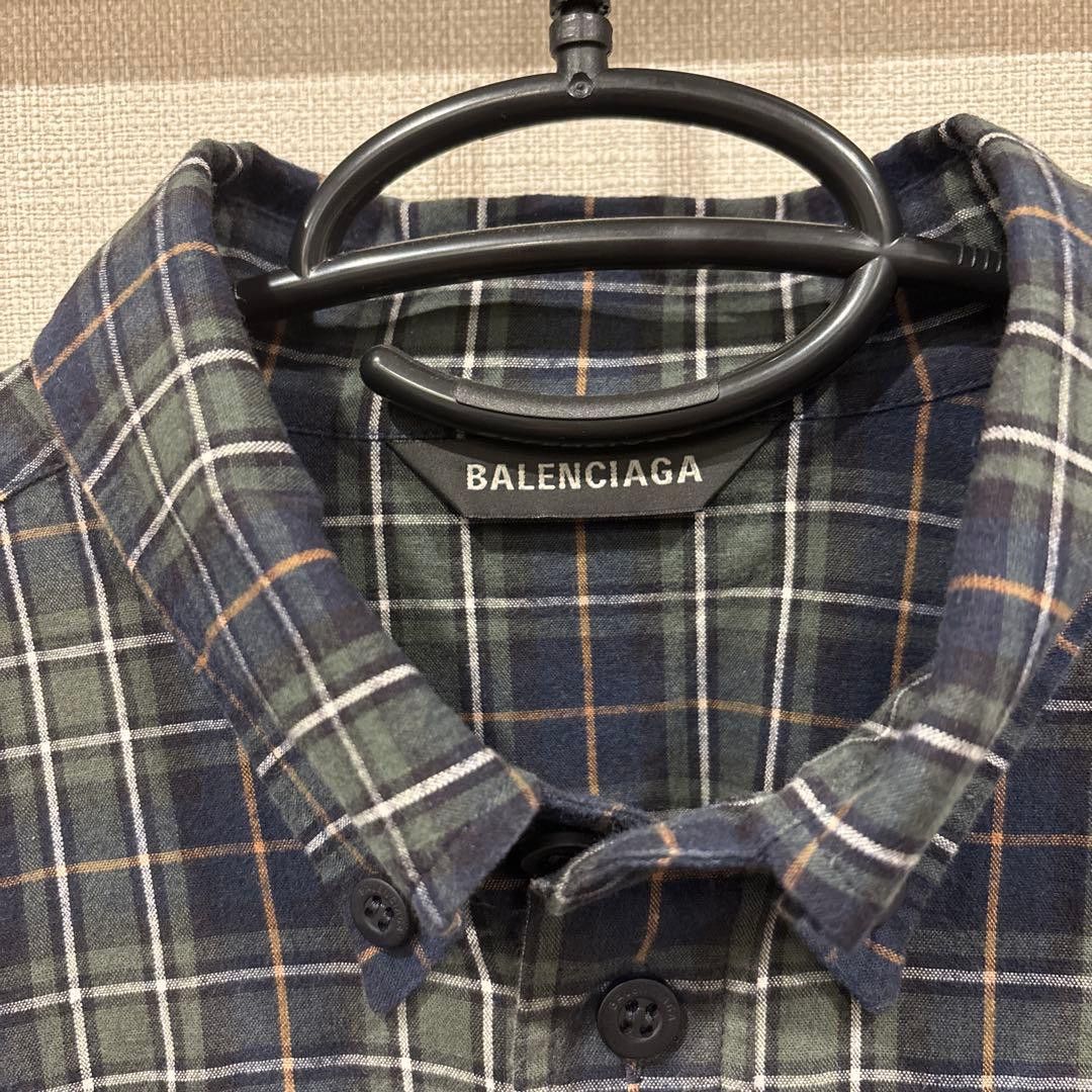 Balenciaga Balenciaga Oversize Check Cotton Flannel Button-Down Shirt Size US M / EU 48-50 / 2 - 5 Thumbnail