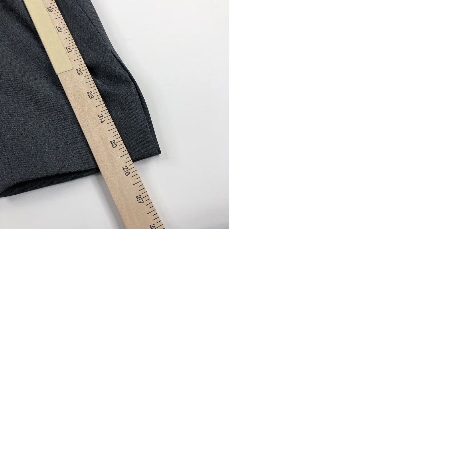 Ralph Lauren Lauren Ralph Lauren Wool Blend Sport Coat 54 Regular Gray Notch Lapel Two-Button Single-Breasted Men’s Jacket EUC Sport Coat 42R Style Size US L / EU 52-54 / 3 - 9 Thumbnail