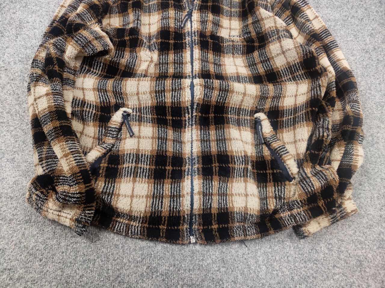 Aquascutum Vintage Aquascutum Zip-Up fleece brown check Sherpa jacket Size US L / EU 52-54 / 3 - 6 Thumbnail