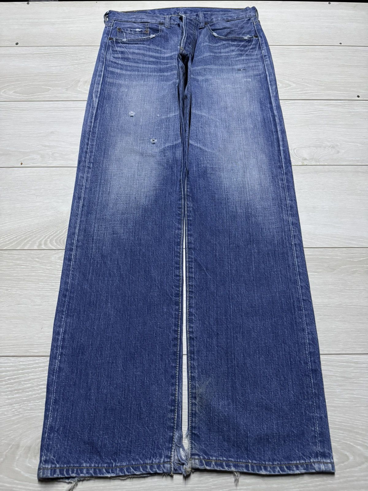 Levi's Vintage Levis 501 Faded Wash Distressed Loose Jeans Size US 31 - 1 Thumbnail