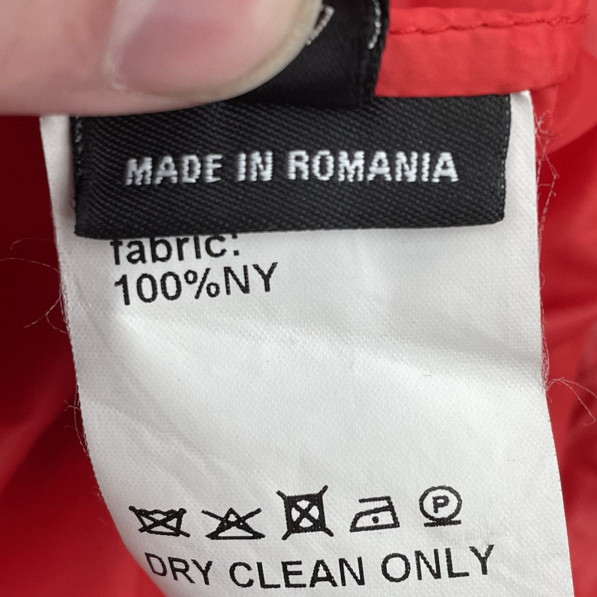 Raf Simons S/S 2008 Raf Simons Red Nylon Shirt Size US M / EU 48-50 / 2 - 10 Thumbnail