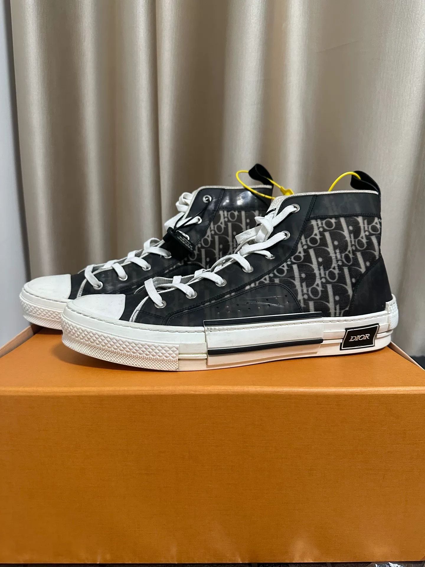 Dior Dior B23 Black and White High-top Sneakers Size US 12 / EU 45 - 1 Thumbnail