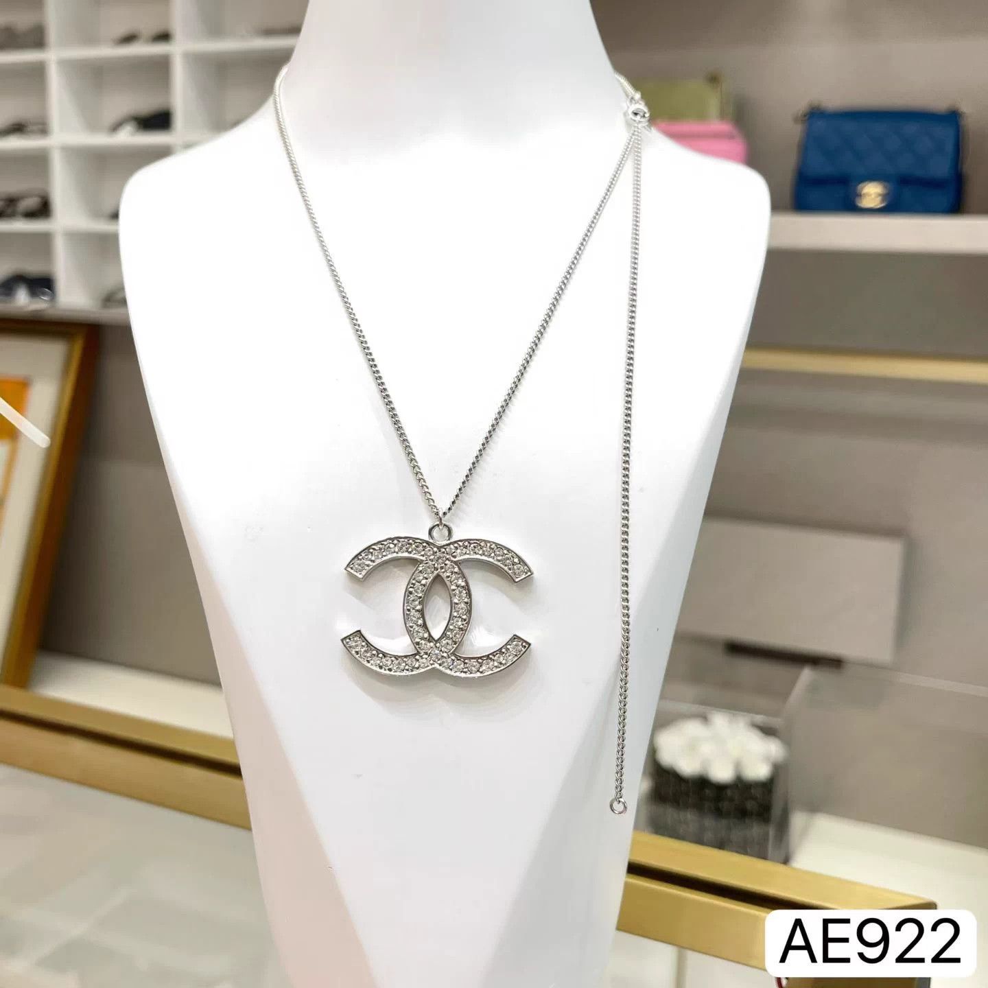 Chanel Chanel Double C Crystal Adjustable Necklace 44-61cm Size ONE SIZE - 3 Thumbnail