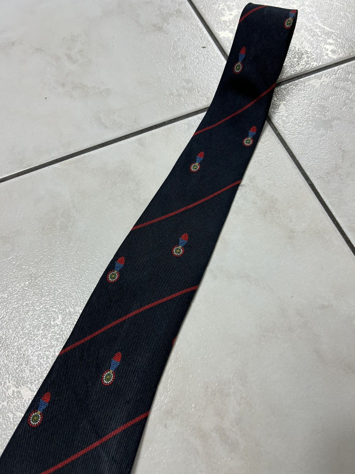 Gucci Vintage Gucci Italy silk tie striped navy red logo GG Size ONE SIZE - 4 Thumbnail