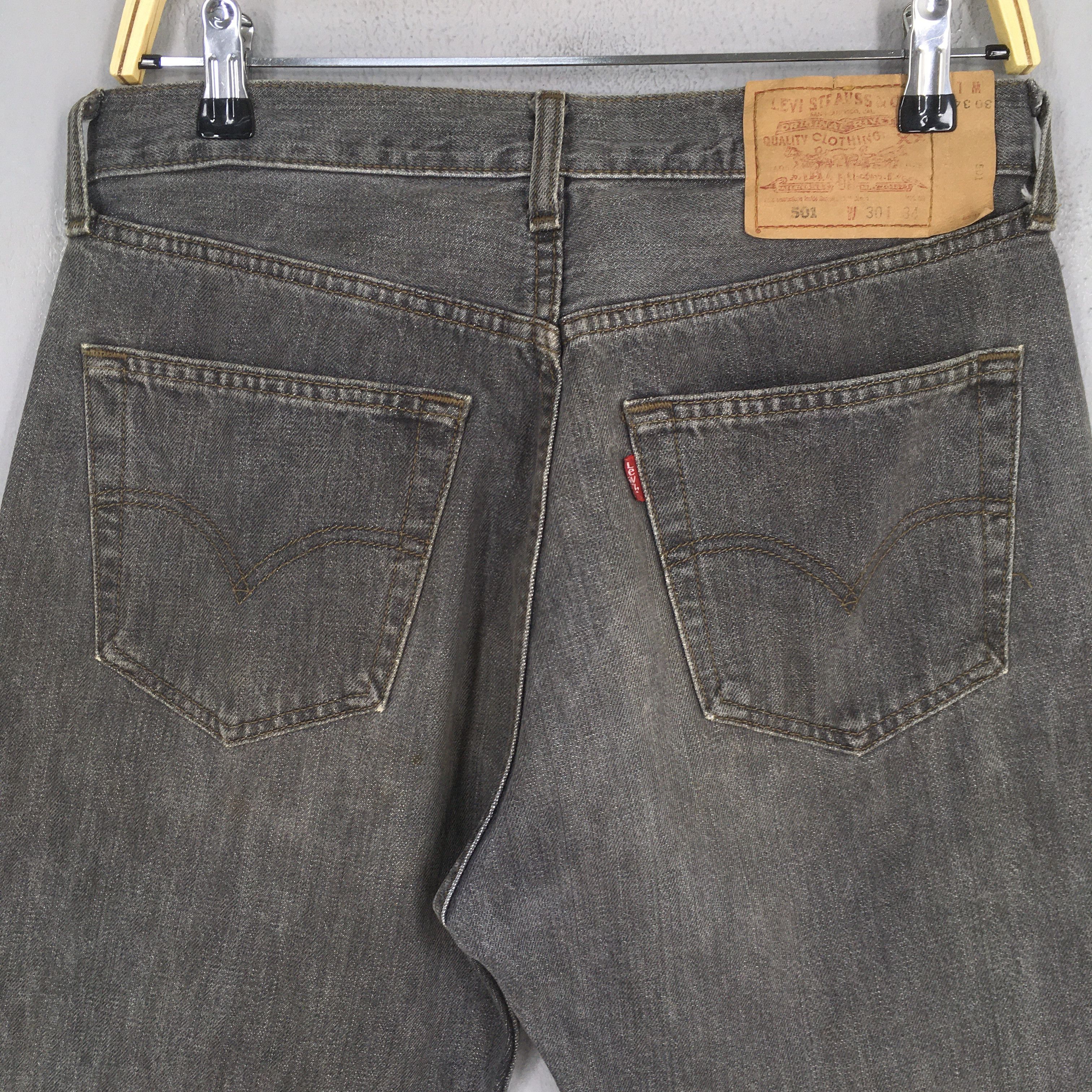 Levi's Size 28x29 Vintage 90s Levi's 501 Straight Cut Jeans S743 Size US 28 / EU 44 - 8 Thumbnail