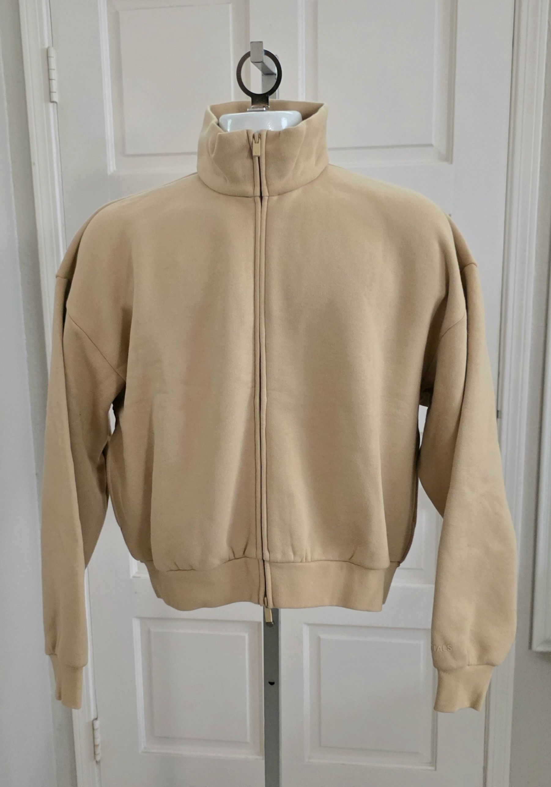 Fear of God Fear of God Essentials Full zip Jacket 'Sand' Beige Medium Size M / US 6-8 / IT 42-44 - 1 Thumbnail