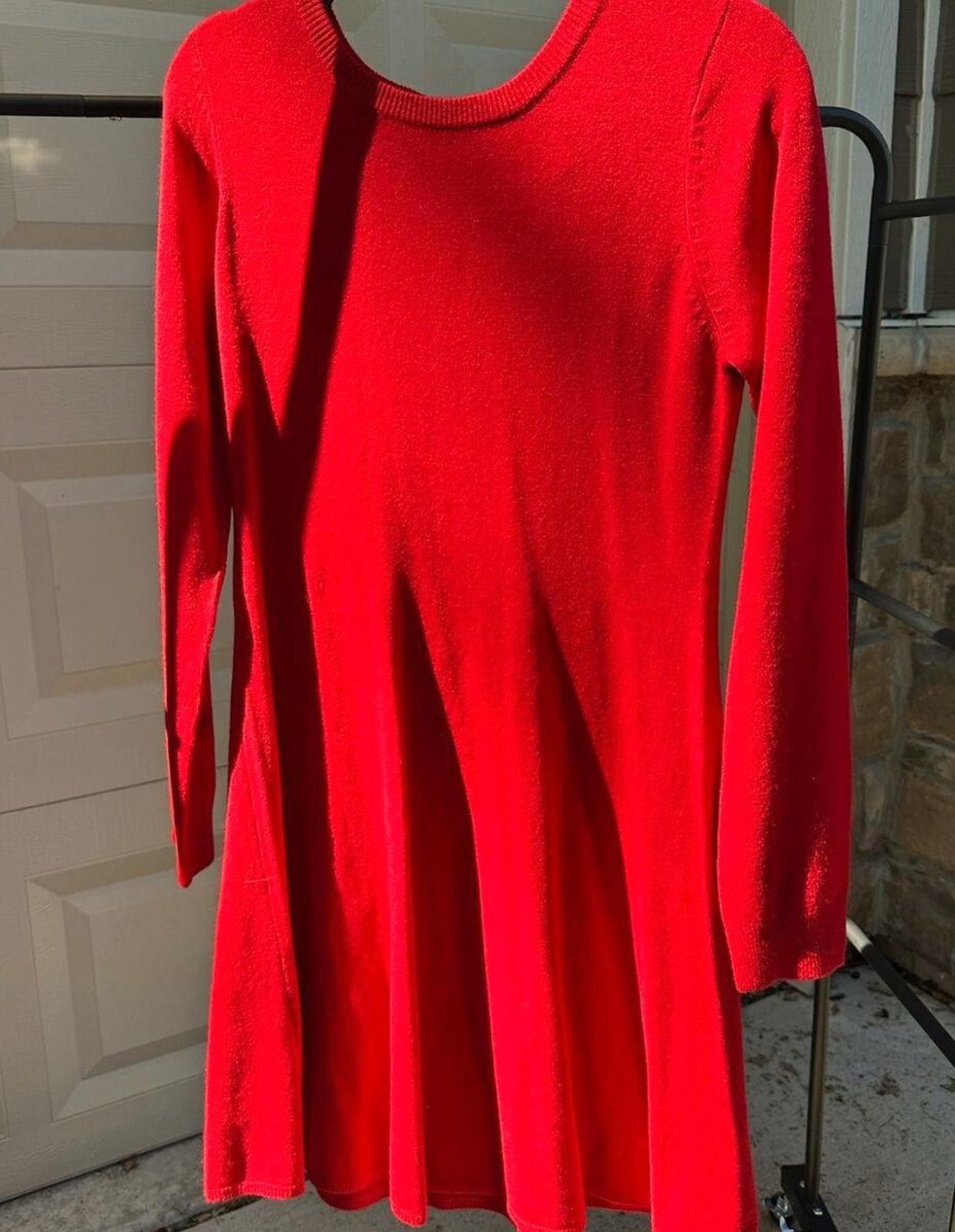 Vince Camuto Vince Camuto Womens Red Knit Bow Back Dress Size M Size M / US 6-8 / IT 42-44 - 1 Thumbnail