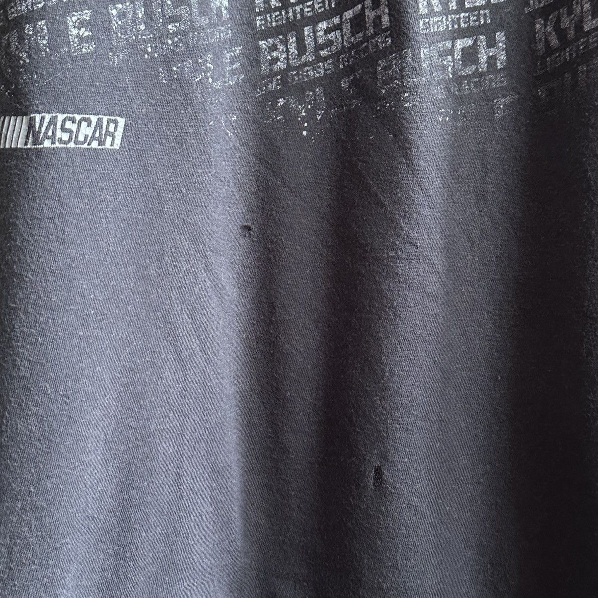 Chase Authentics × NASCAR VINTAGE NASCAR KYLE BUSCH #18 M&M RACING TEE Size US XXL / EU 58 / 5 - 10 Thumbnail